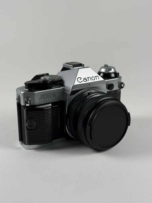 CANON AE-1 PROGRAM chrome SLR 35mm Film Camera with 50mm f1.8 FD KIT