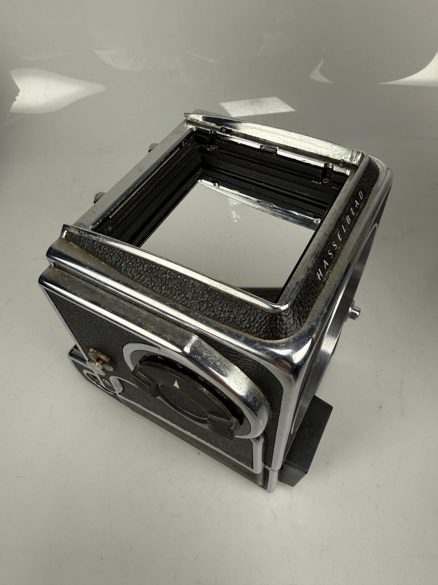 Hasselblad 500ELM EL/M Medium Format Camera Body, chrome