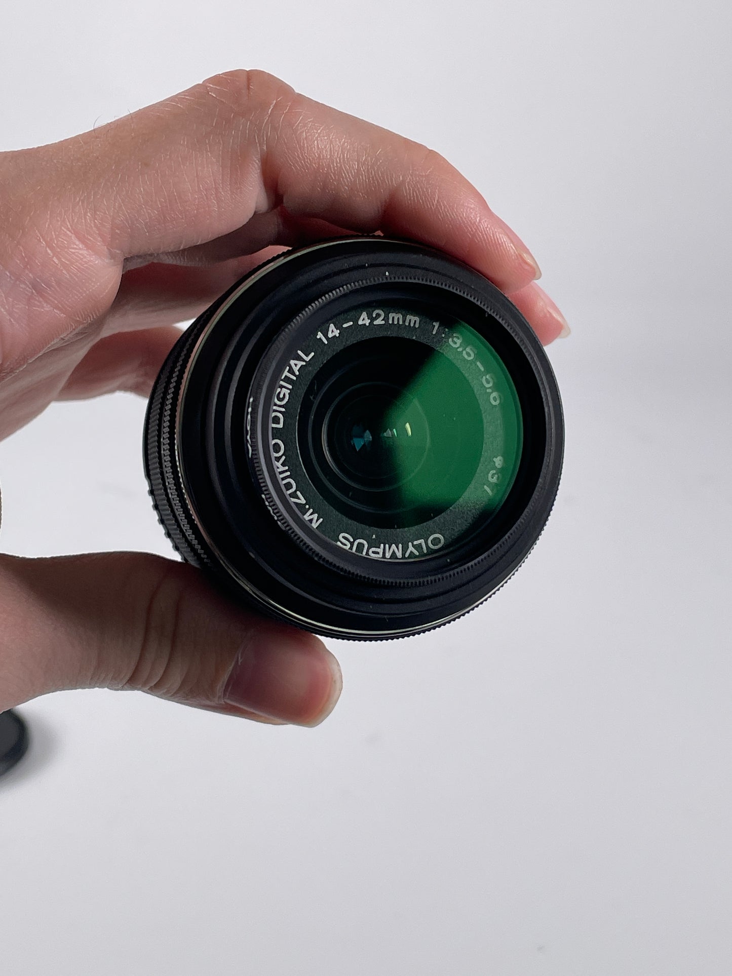 Olympus M.Zuiko 14-42mm f3.5-5.6 II R Lens Micro 4/3 black