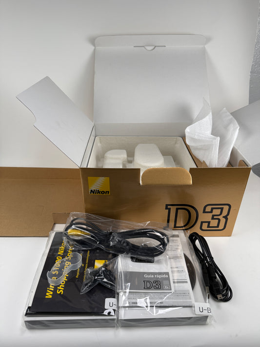 Nikon D3 DSLR digital camera Box with instruction manuals