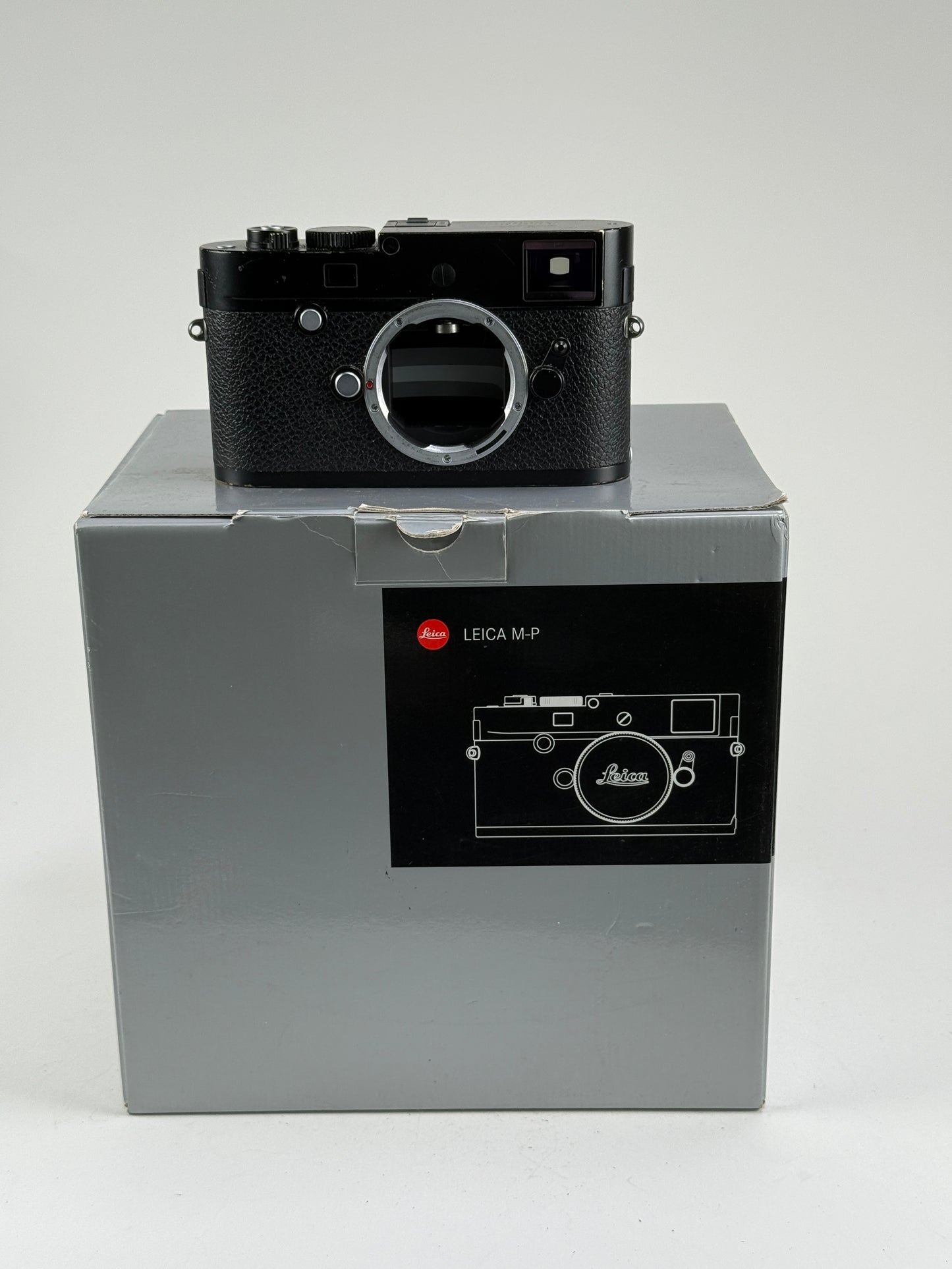 Leica M-P 240 Black Paint Digital Rangefinder Camera