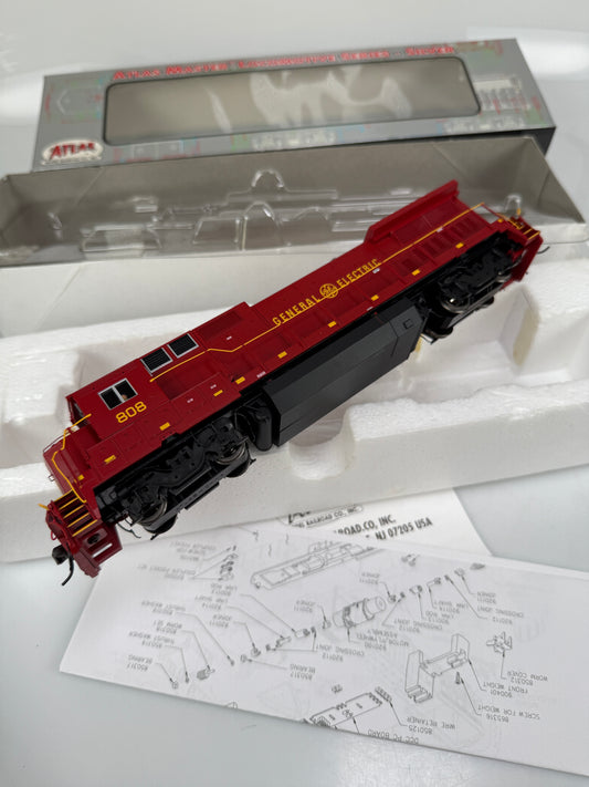 Atlas Silver 7201 Dash 8-40B GE General Electric HO Locomotive