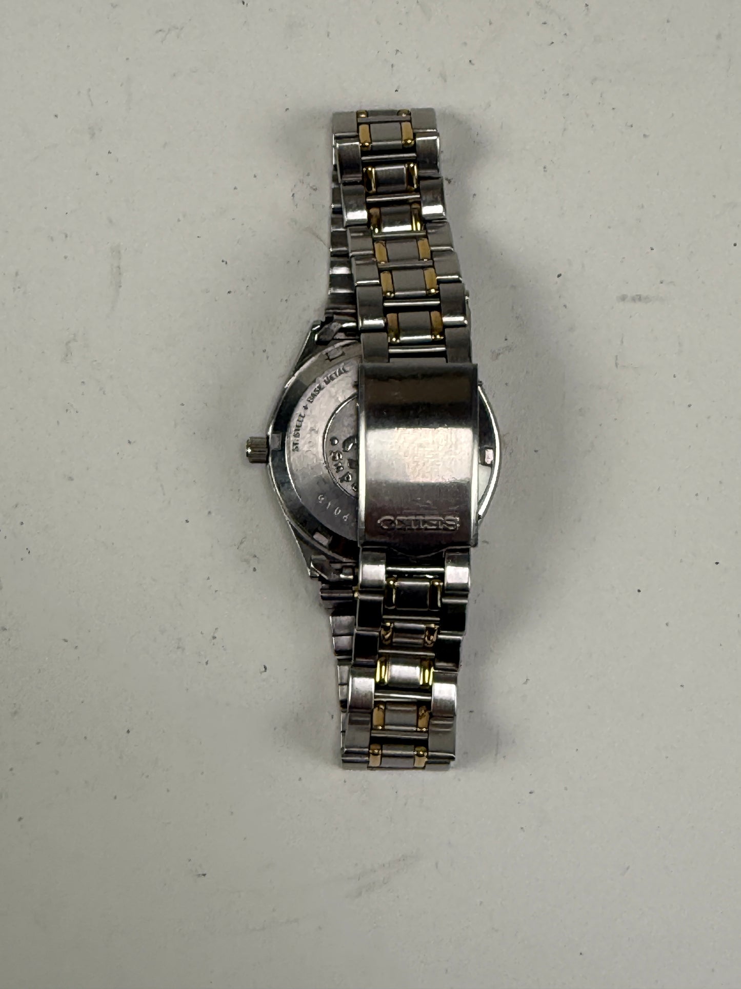 Seiko 5 7S36 0150 Superior Automatic Vintage Watch  Champagne Dial