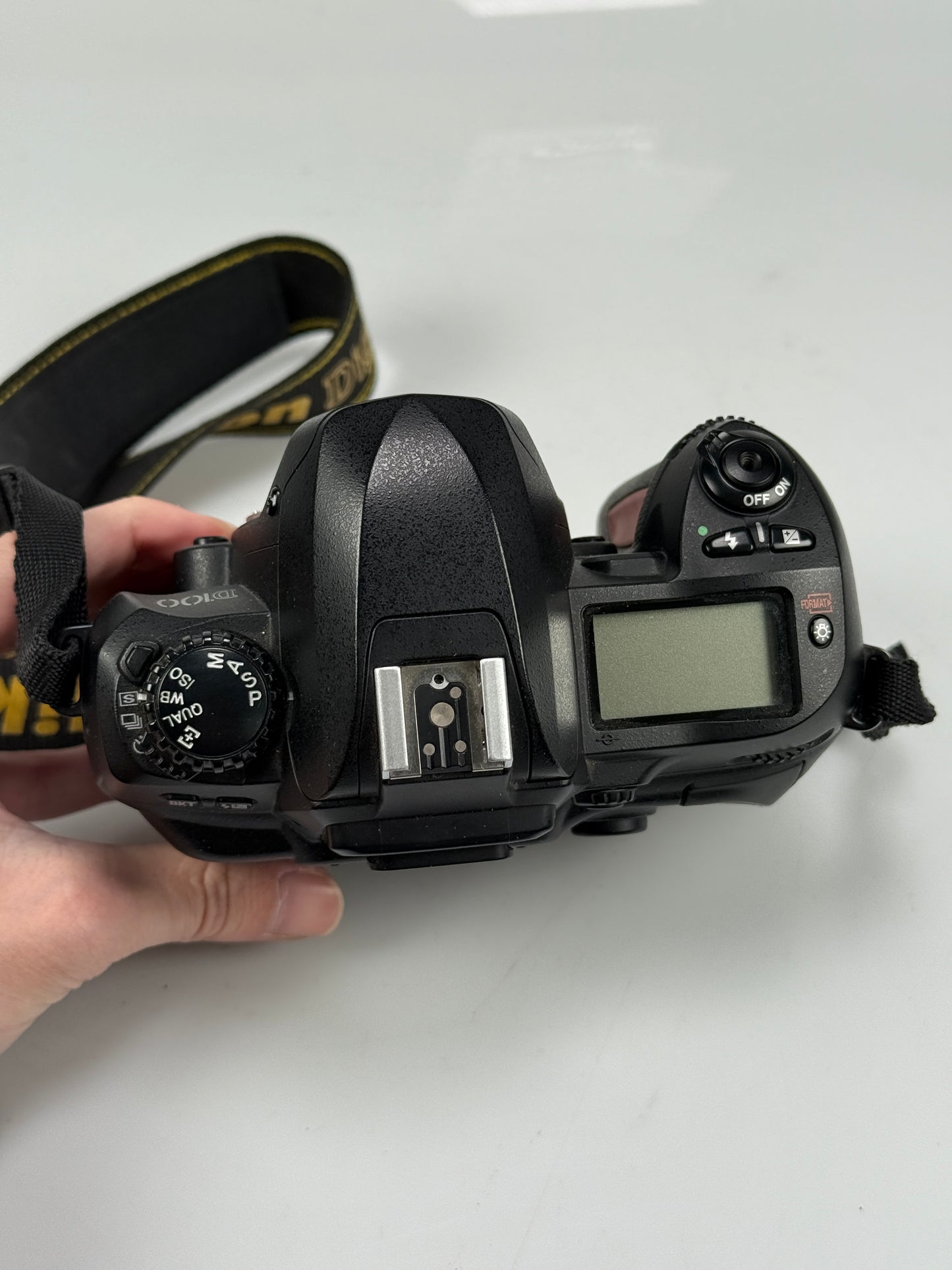 Nikon D100 DX Digital SLR Camera Body