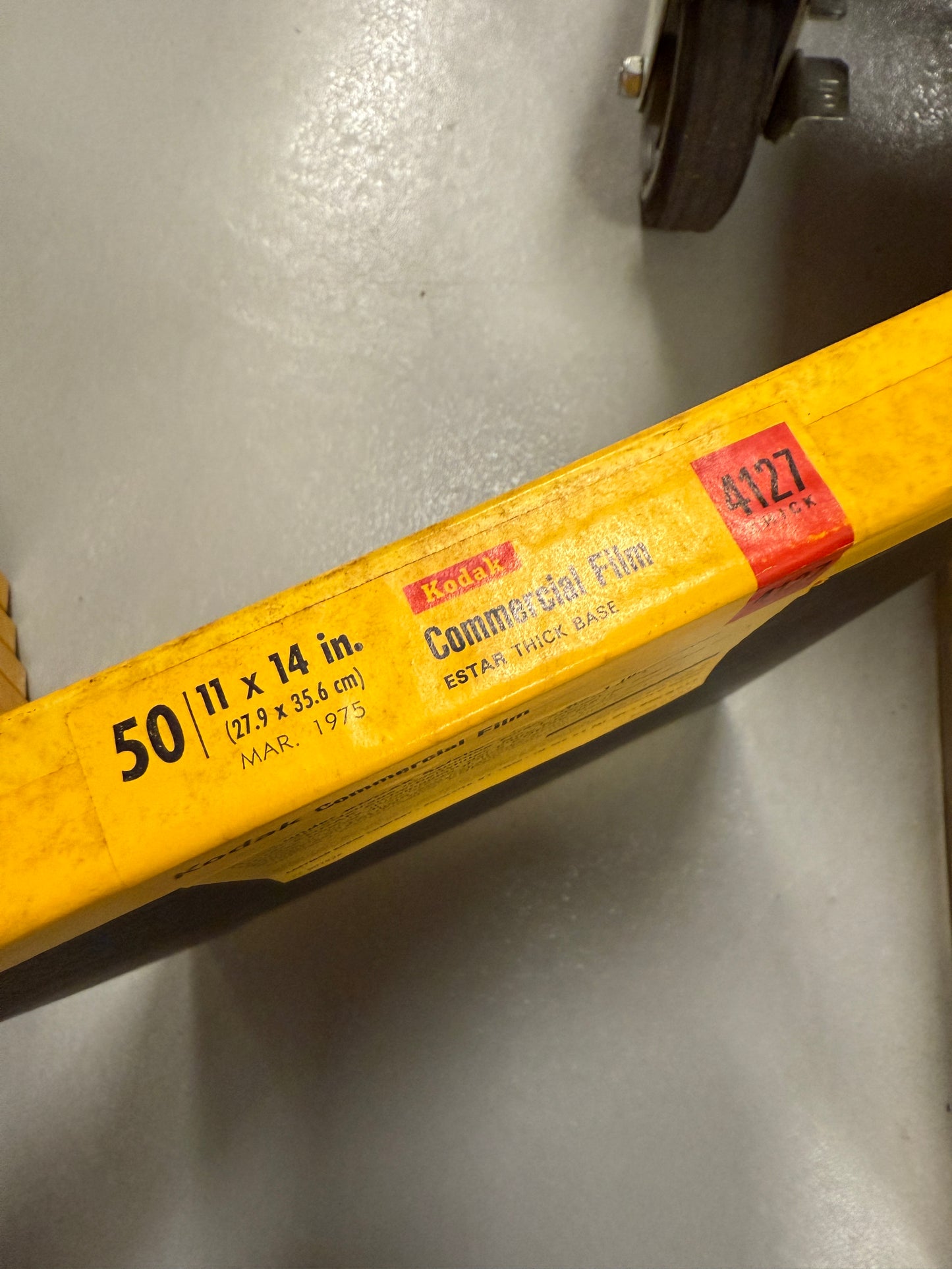 Expired 11x14 KODAK 4127 Commercial Large Format Film 25 Sheets 1975