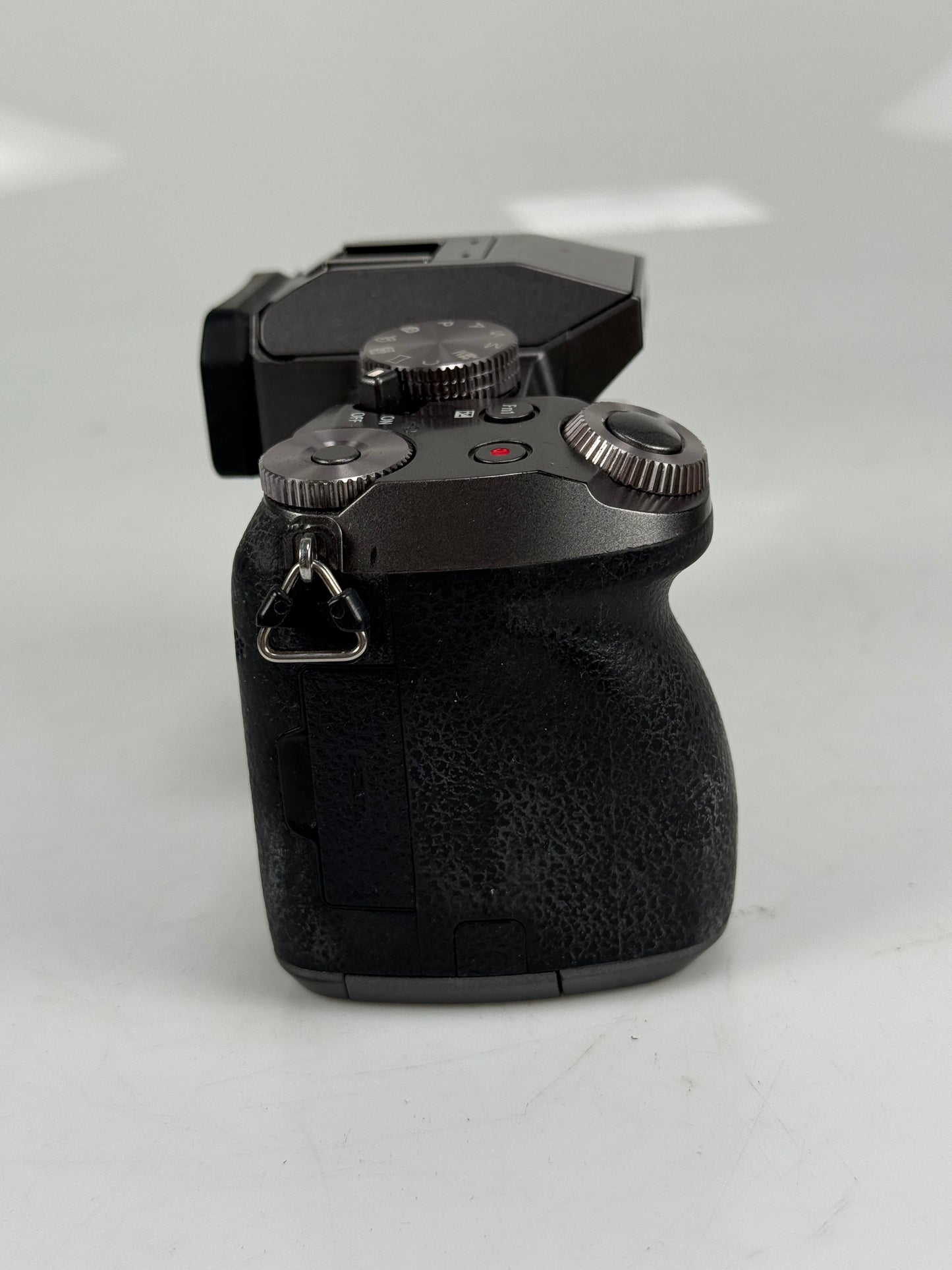Panasonic Lumix DMC-G7 16MP Mirrorless MFT Digital Camera Body