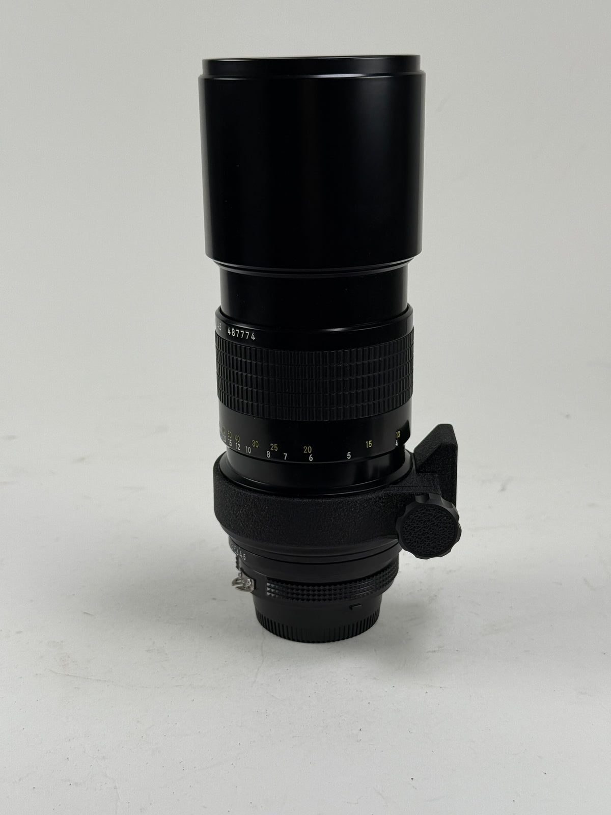 Nikon AI Nikkor 300mm f4.5 Telephoto Lens