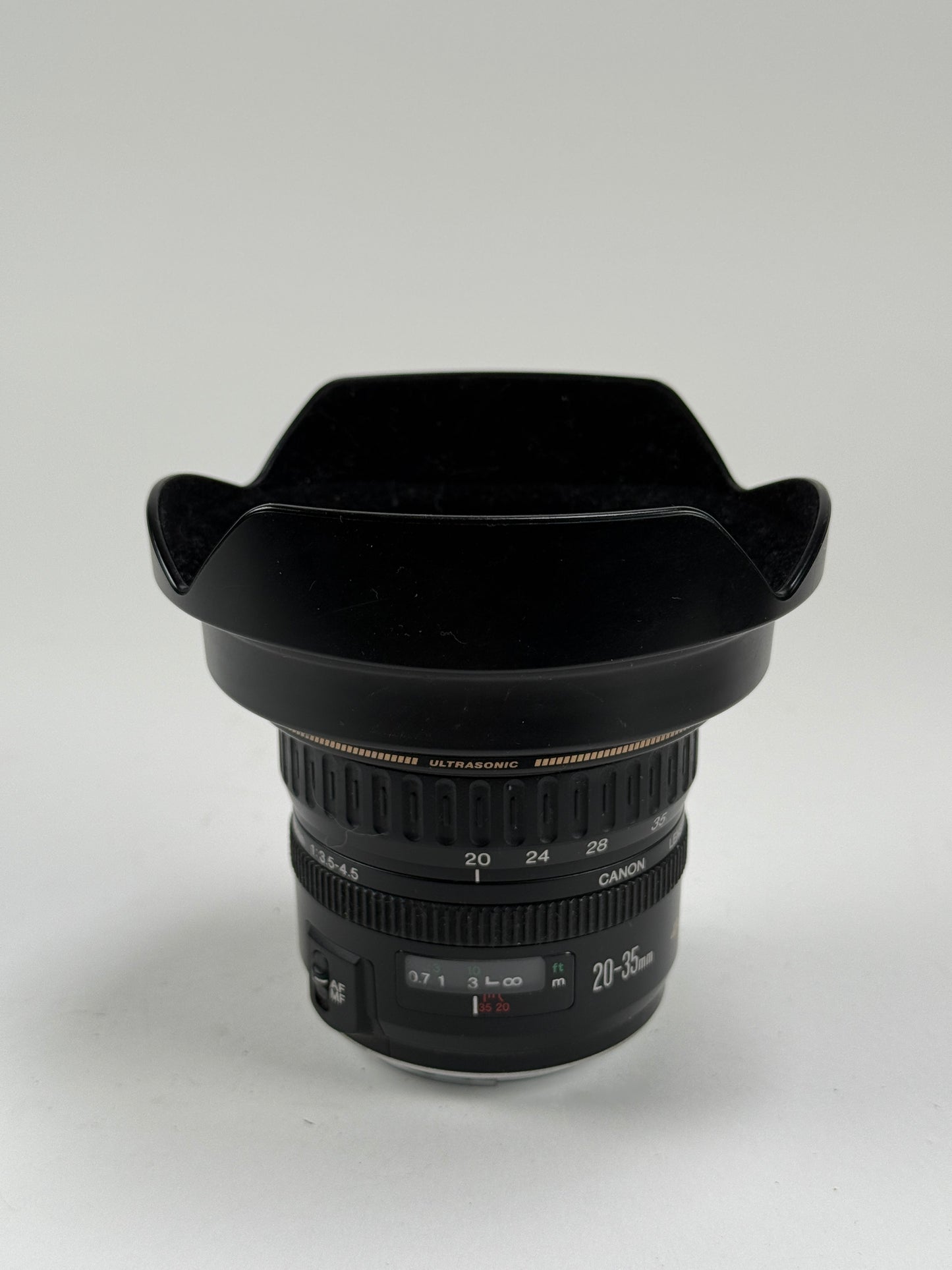Canon EF 20-35mm F3.5-4.5 USM Wide Angle Zoom Lens