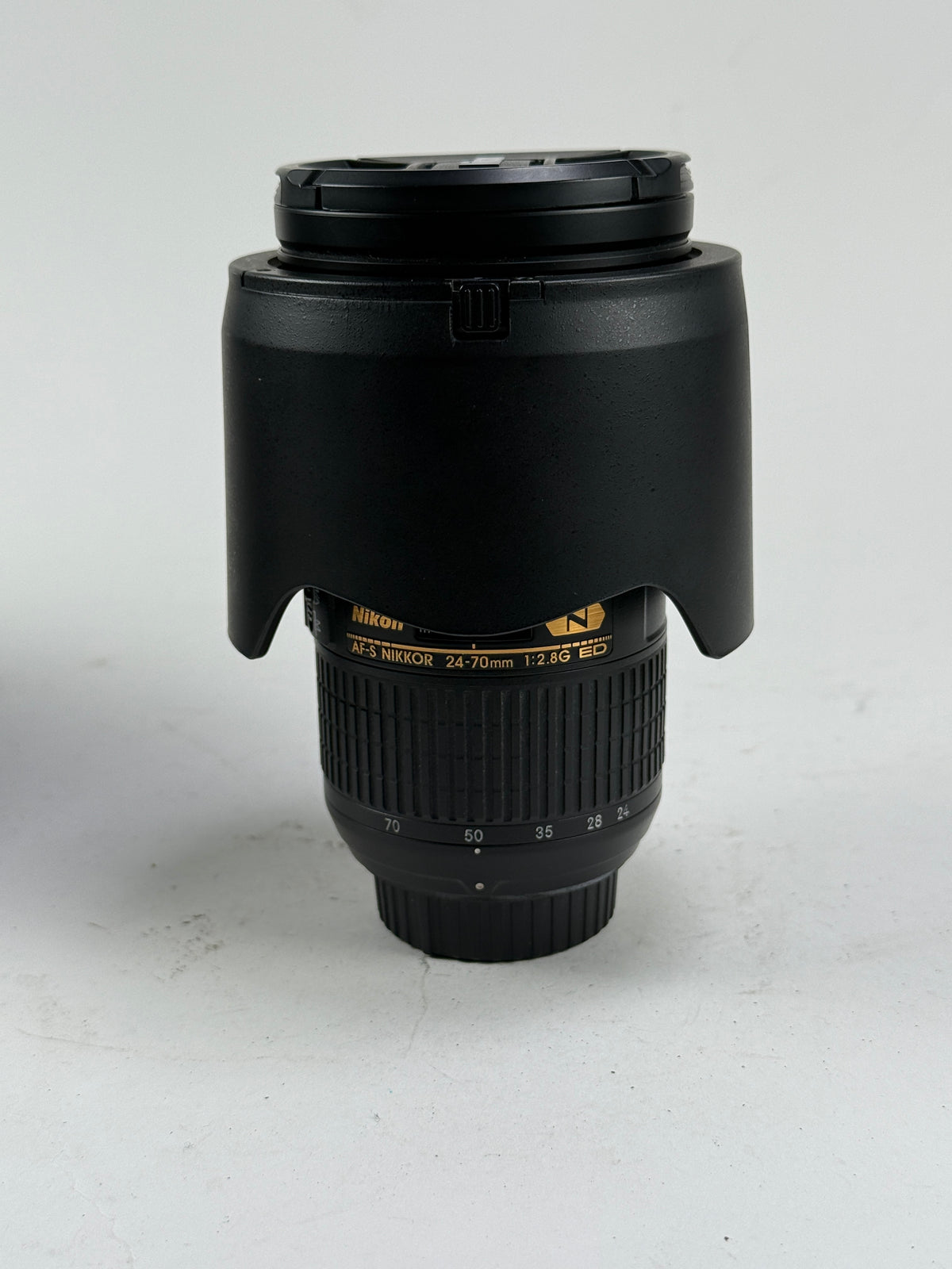 NIKON AF-S NIKKOR 24-70mm f2.8 G ED Zoom Lens