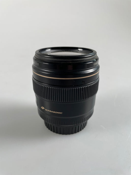 Canon EF 100mm f2 USM Lens