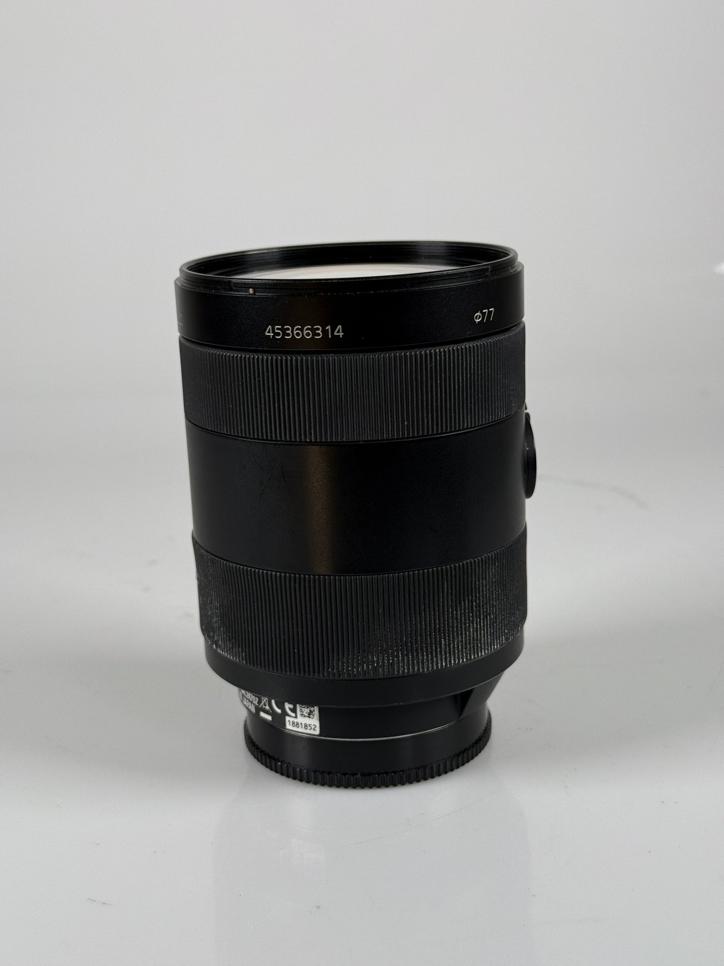 Sony Vario-Sonnar T* 24-70mm F2.8 ZA SSM SAL2470Z Lens for Sony A mount