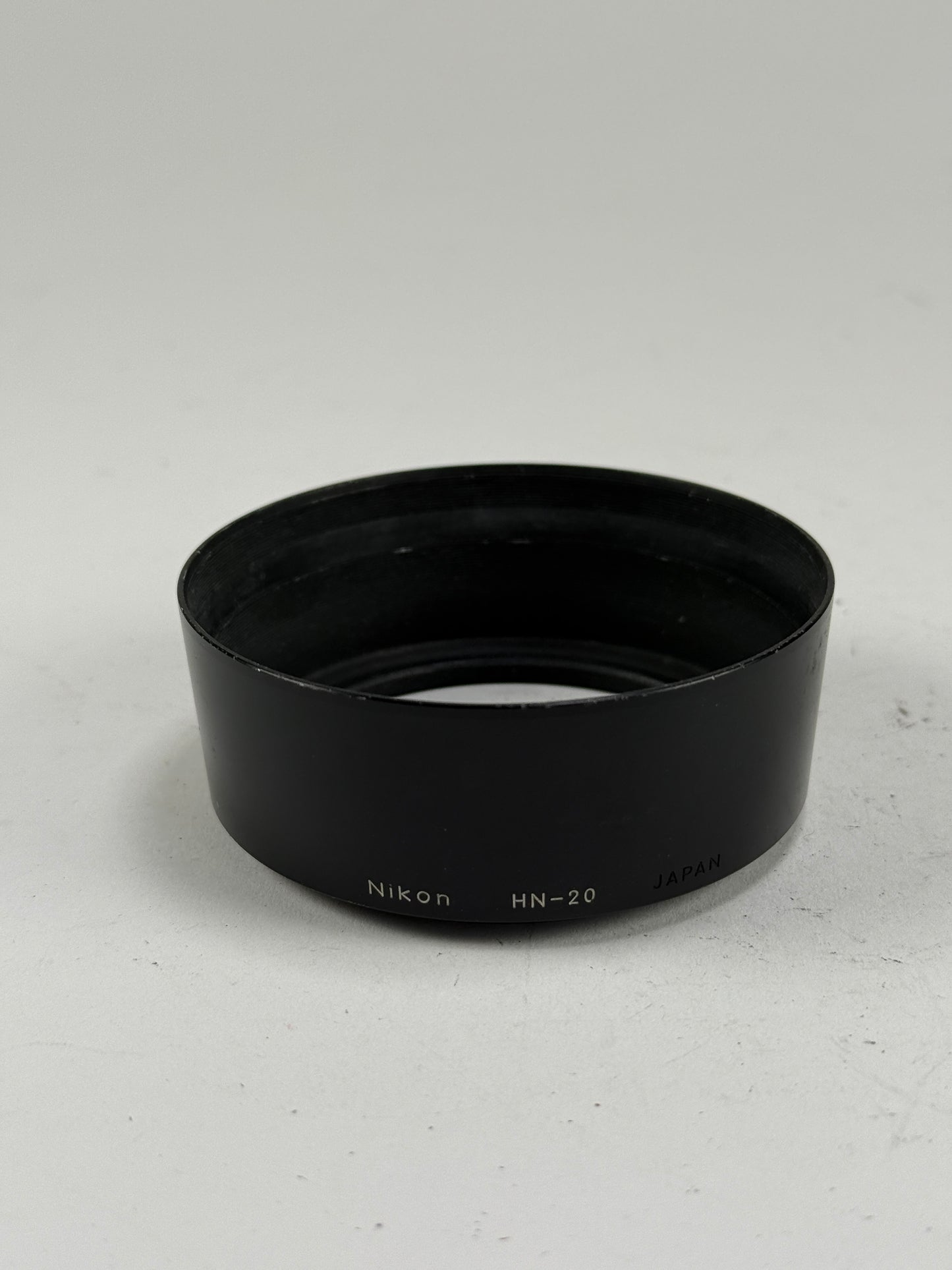 Nikon HN-20 Lens Hood Shade (72mm Screw-On) 85mm F1.4
