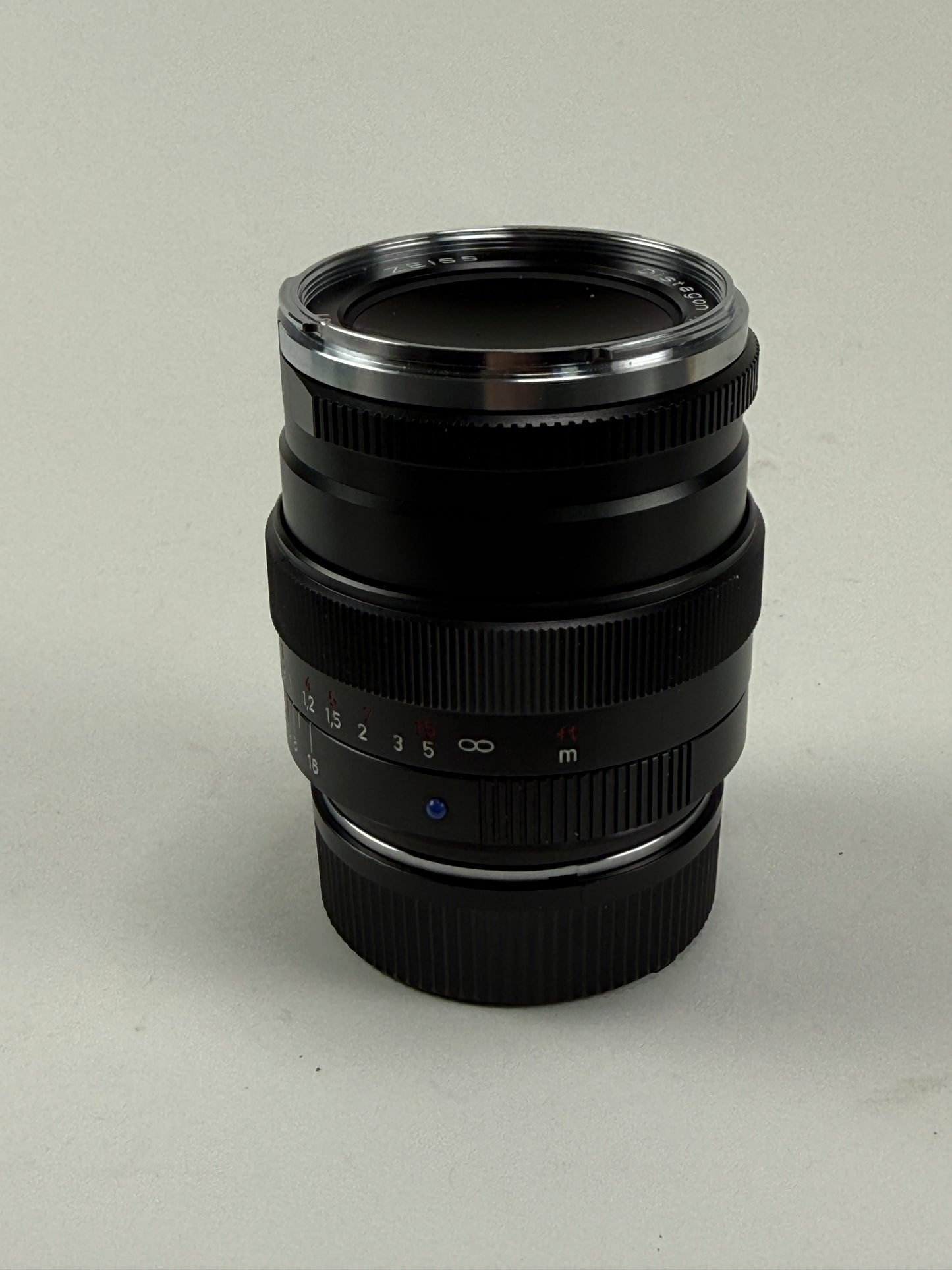 Carl Zeiss Distagon 35mm f1.4 ZM black for Leica M