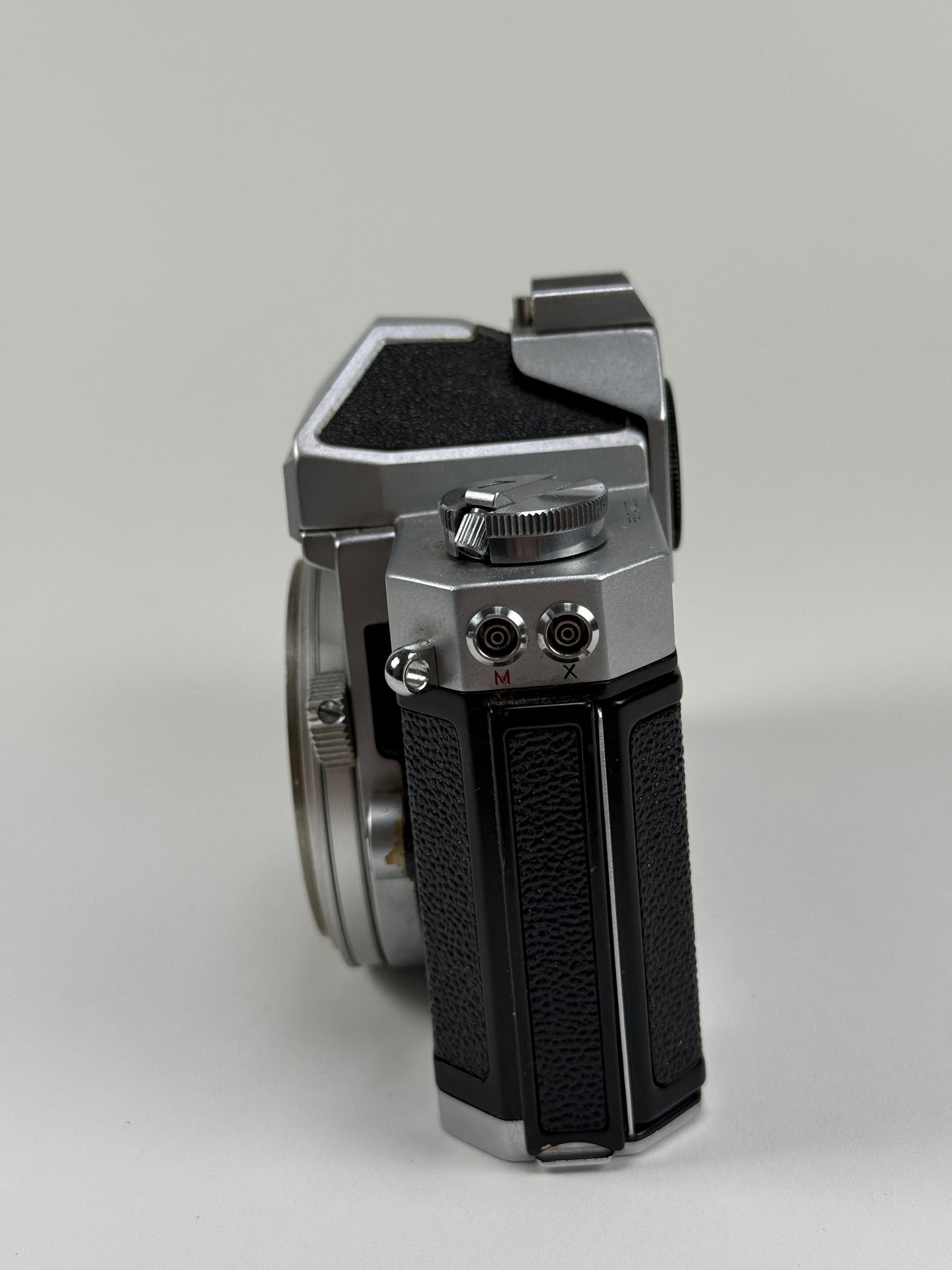 RARE NIKON NIKKORMAT FS CAMERA BODY Chrome Film camera