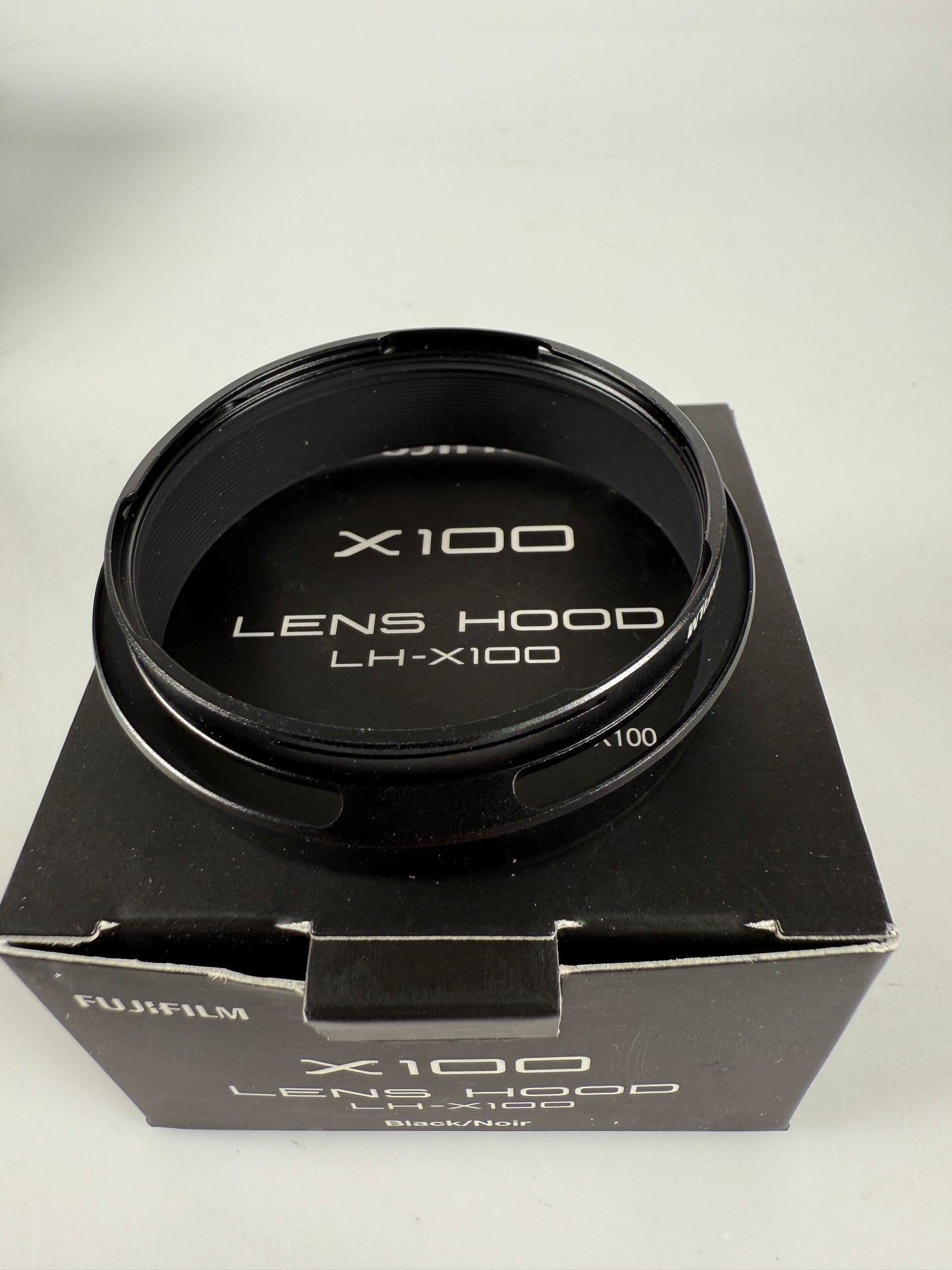 FUJIFILM LH-X100 Lens Hood Black