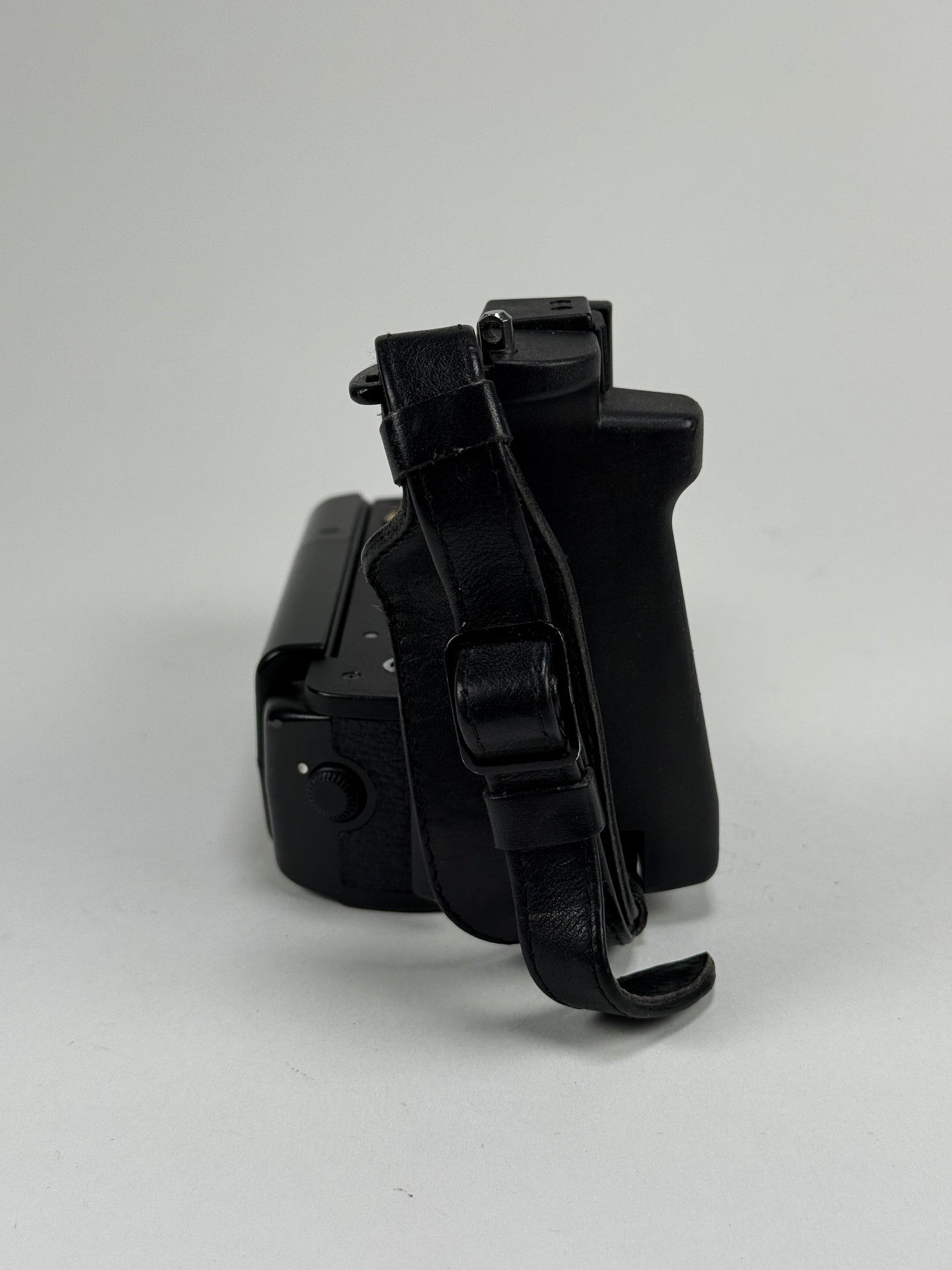 Leica Motor drive & Leica Grip 14283 for R4 R5 R6 RE SLR Camera