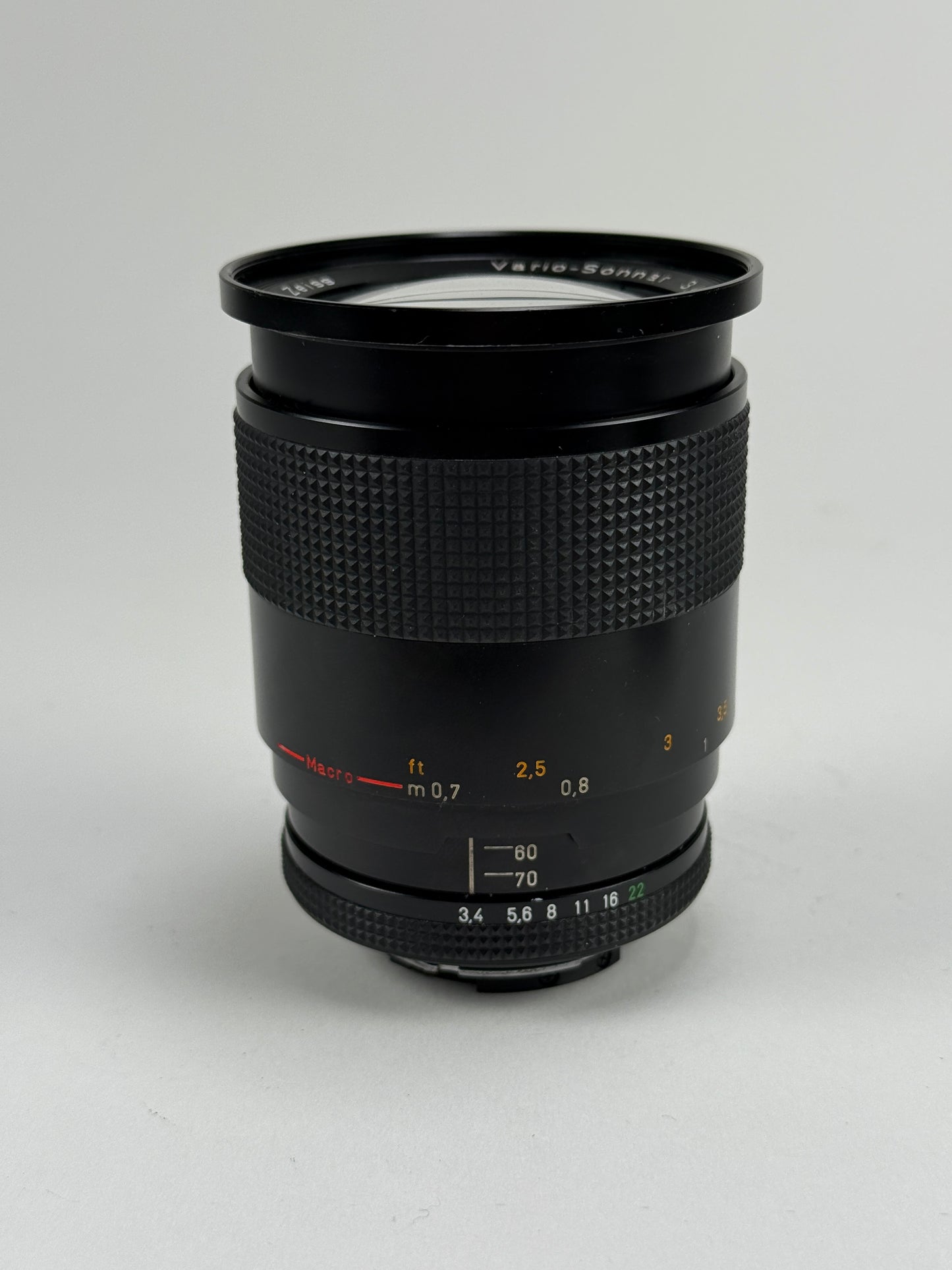 Contax Carl Zeiss Vario Sonnar T* 35-70mm f3.4 Lens Japan