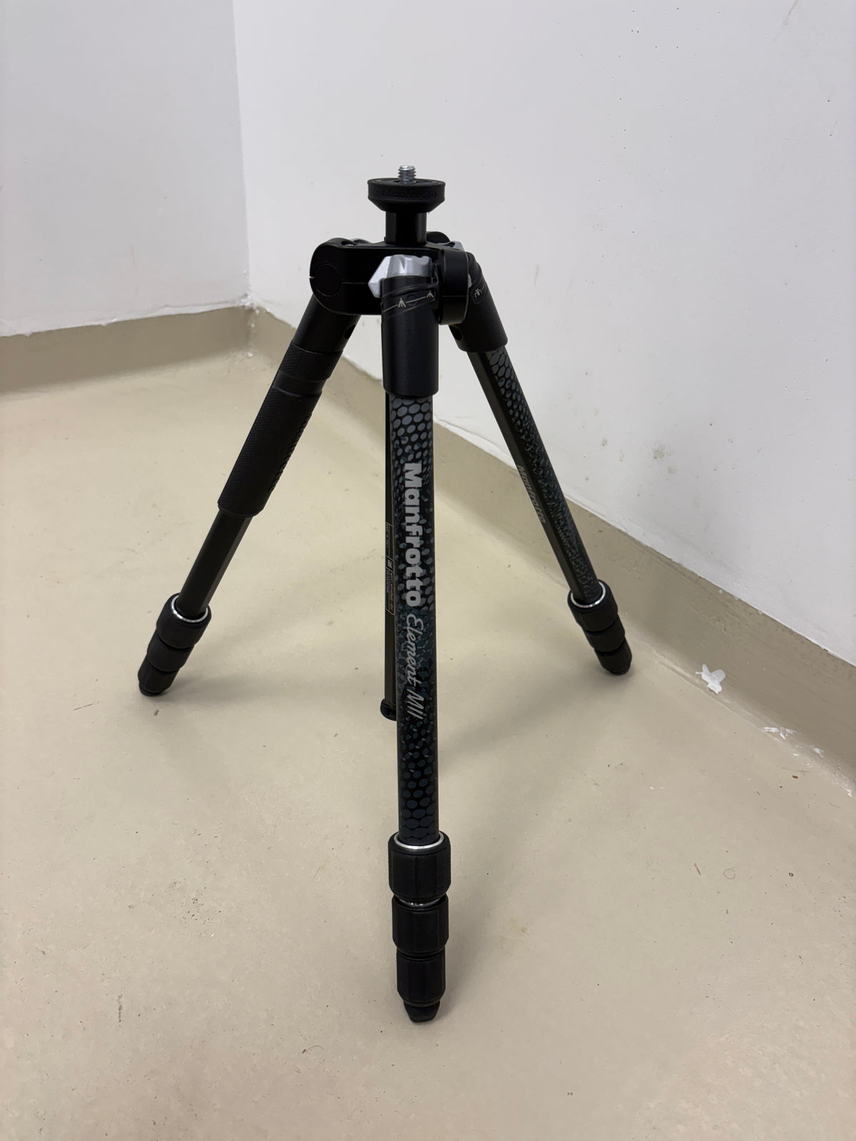 Manfrotto Element MII Aluminum Camera Tripod MKELMII4BMB-BH