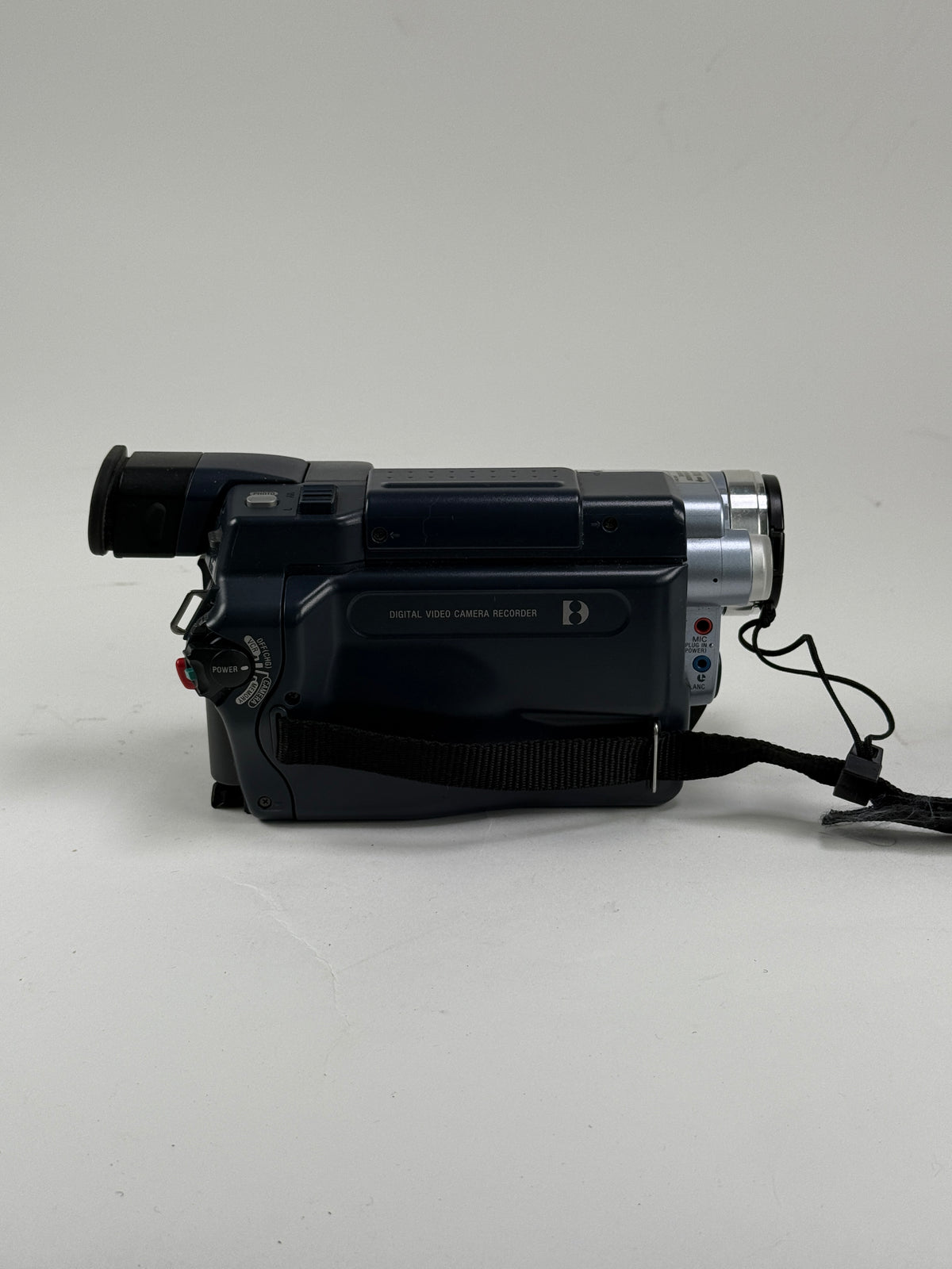Sony Handycam DCR-TRV350 Digital8 Hi8 Video8 Camcorder
