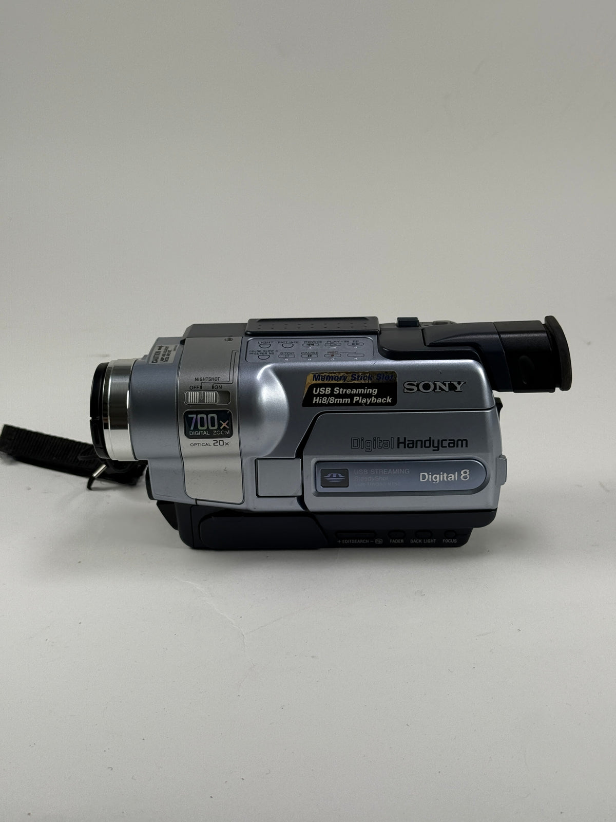 Sony Handycam DCR-TRV350 Digital8 Hi8 Video8 Camcorder