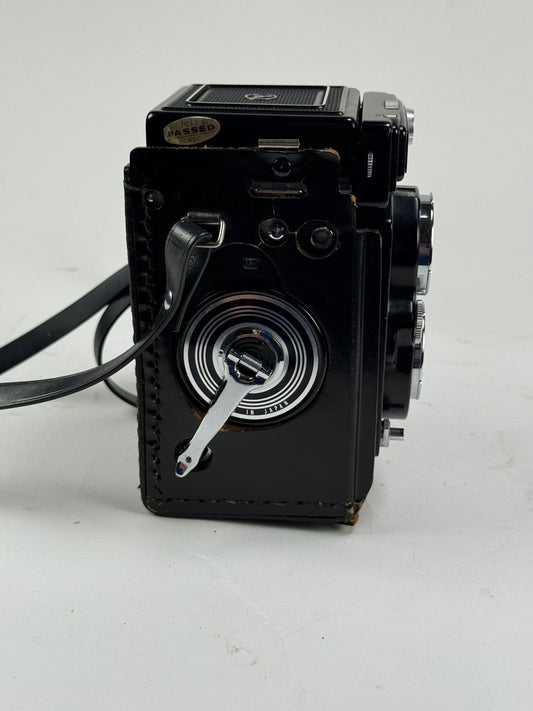 Yashica Mat 124 Medium Format 6x6 TLR Camera