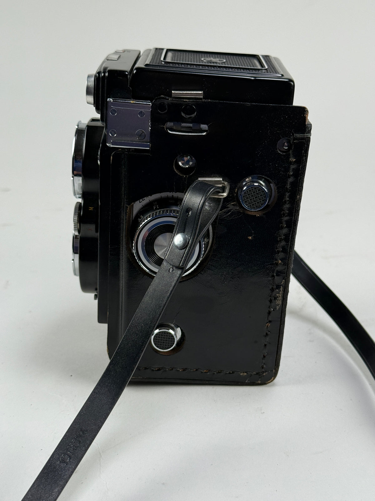 Yashica Mat 124 Medium Format 6x6 TLR Camera
