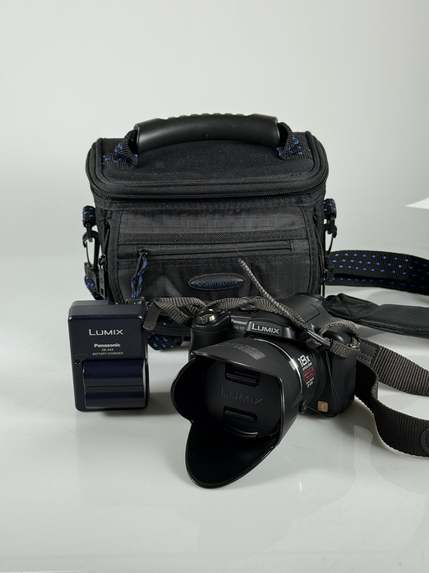 Panasonic Lumix DMC-FZ18 8.1MP Digital Bridge Camera 18x Optical Zoom