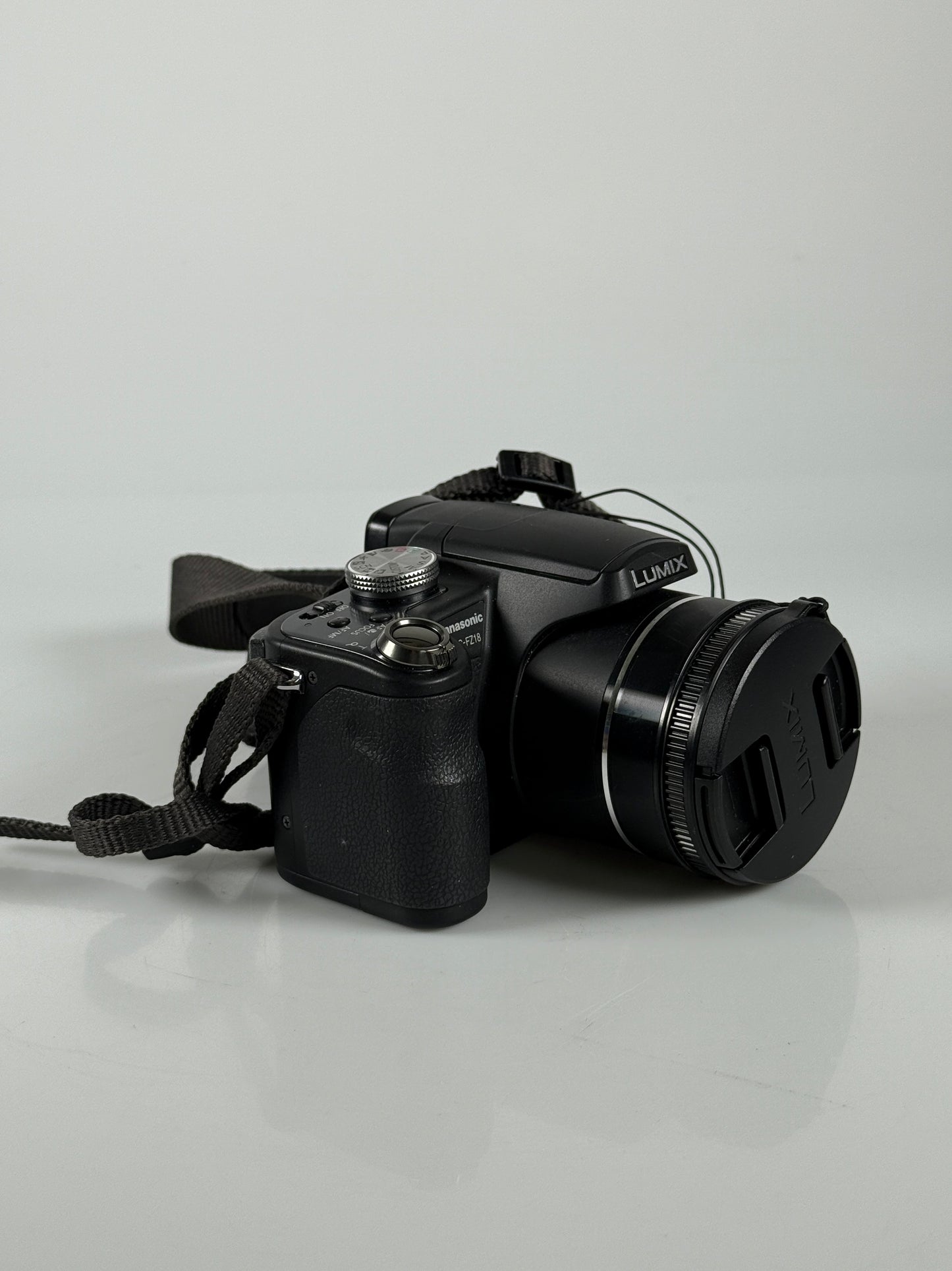 Panasonic Lumix DMC-FZ18 8.1MP Digital Bridge Camera 18x Optical Zoom