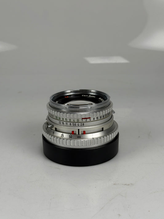 Hasselblad Carl Zeiss planar C T* 80mm F2.8 lens chrome silver RARE