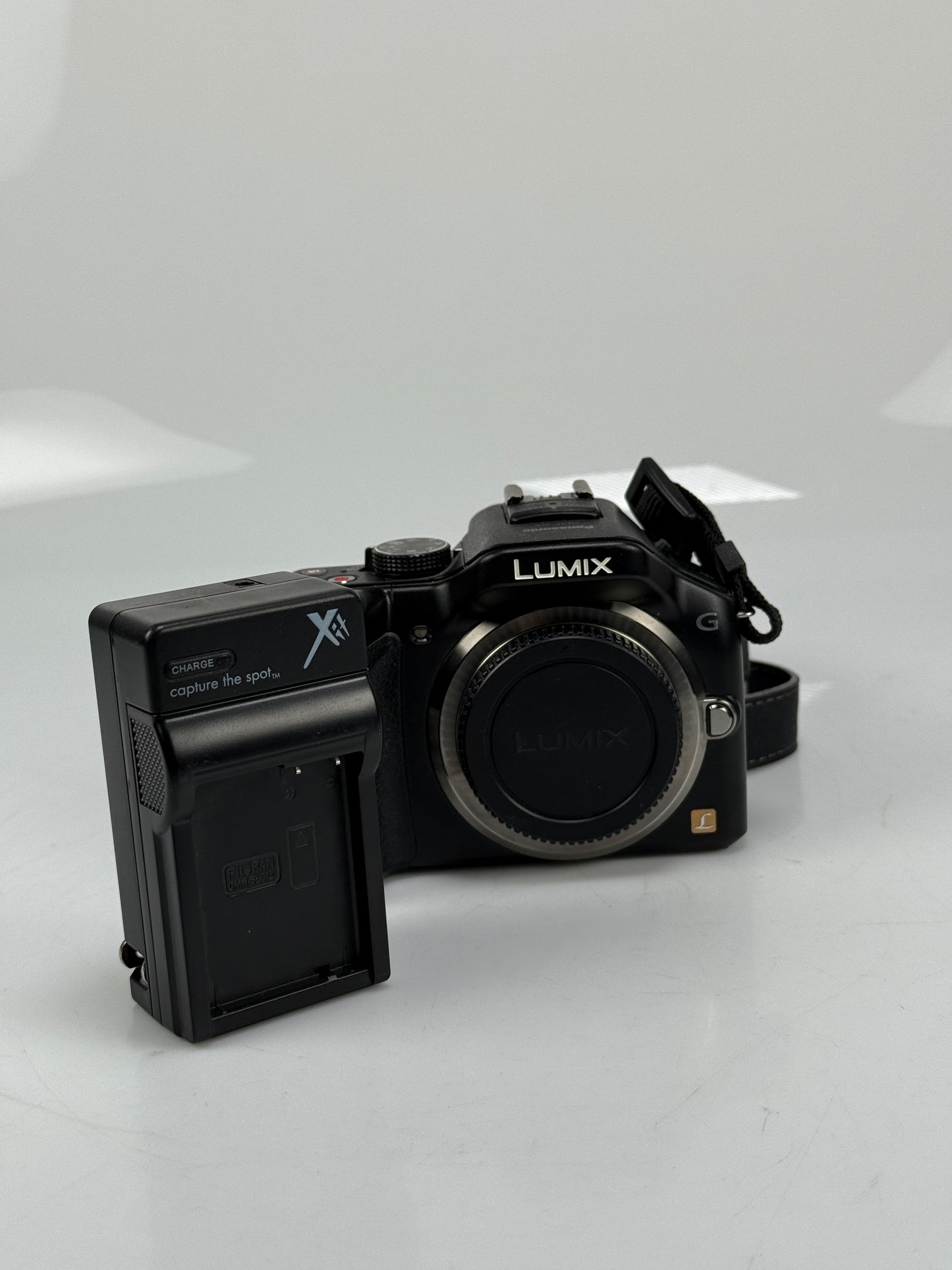 Panasonic Lumix DMC-G5 Mirrorless MFT Digital Camera Body