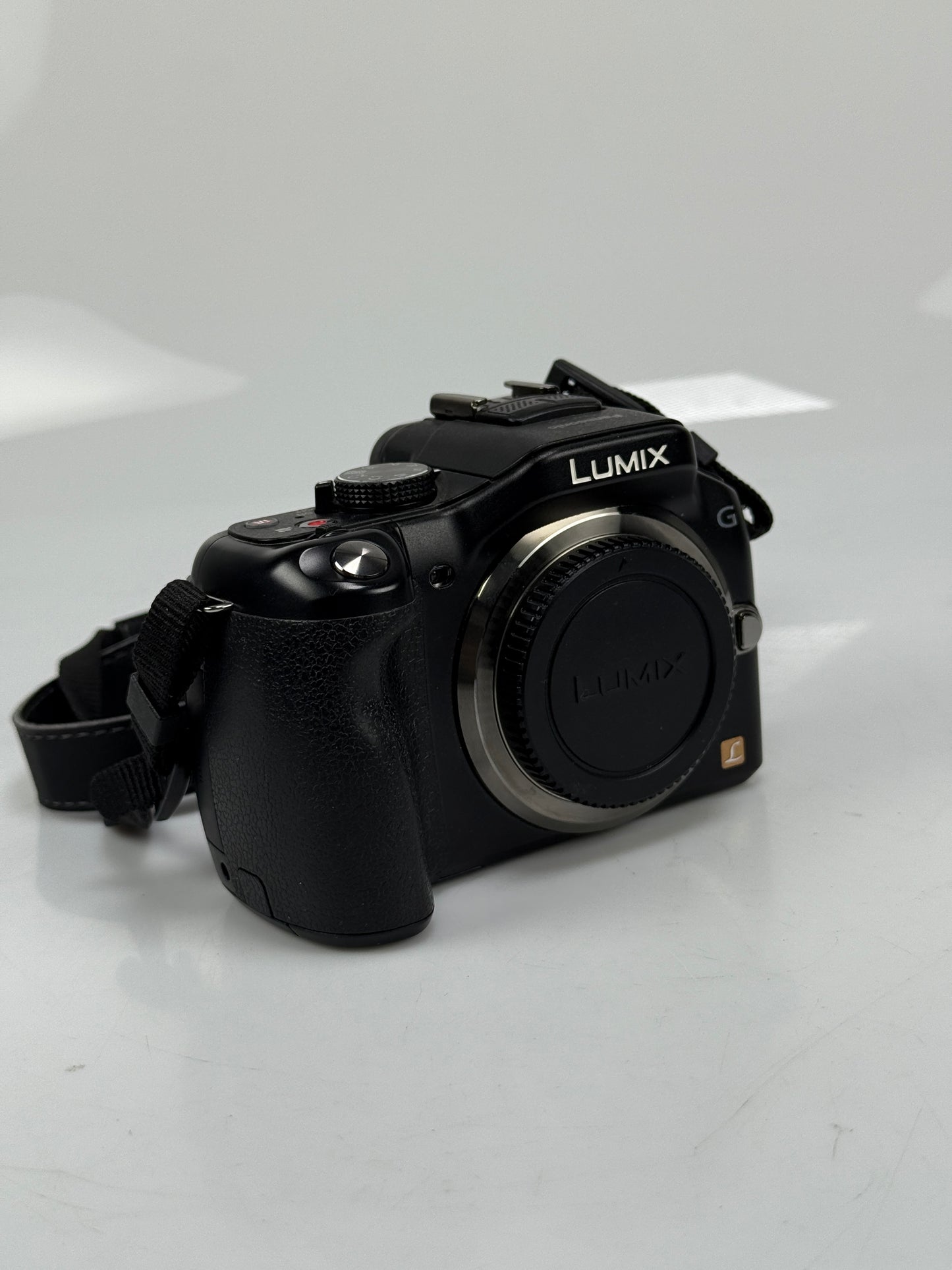 Panasonic Lumix DMC-G5 Mirrorless MFT Digital Camera Body