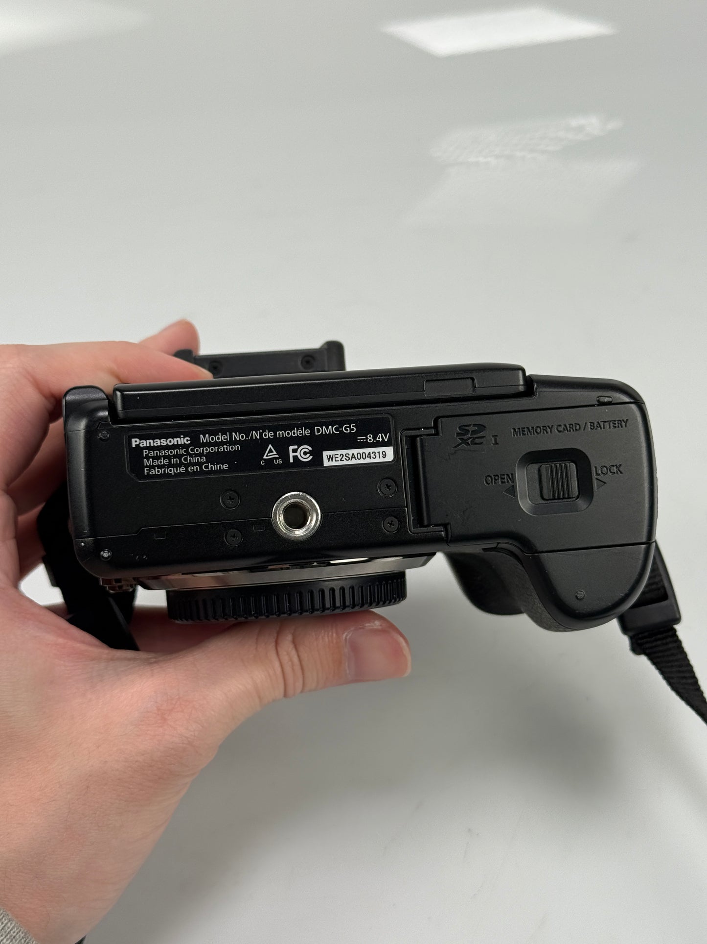 Panasonic Lumix DMC-G5 Mirrorless MFT Digital Camera Body