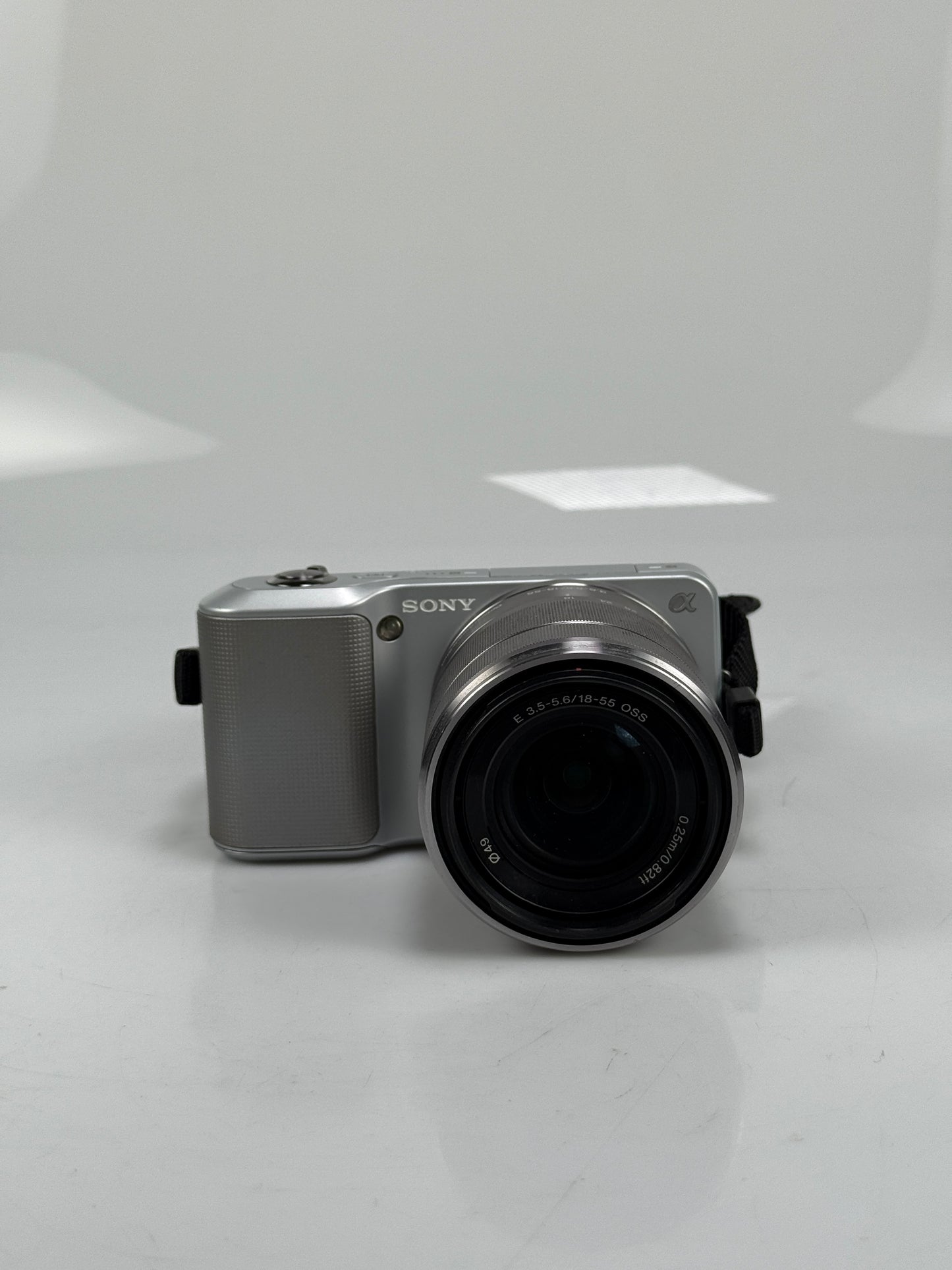 Sony Alpha NEX-3 14.2MP Digital Camera - Silver with 18-55mm OSS lens