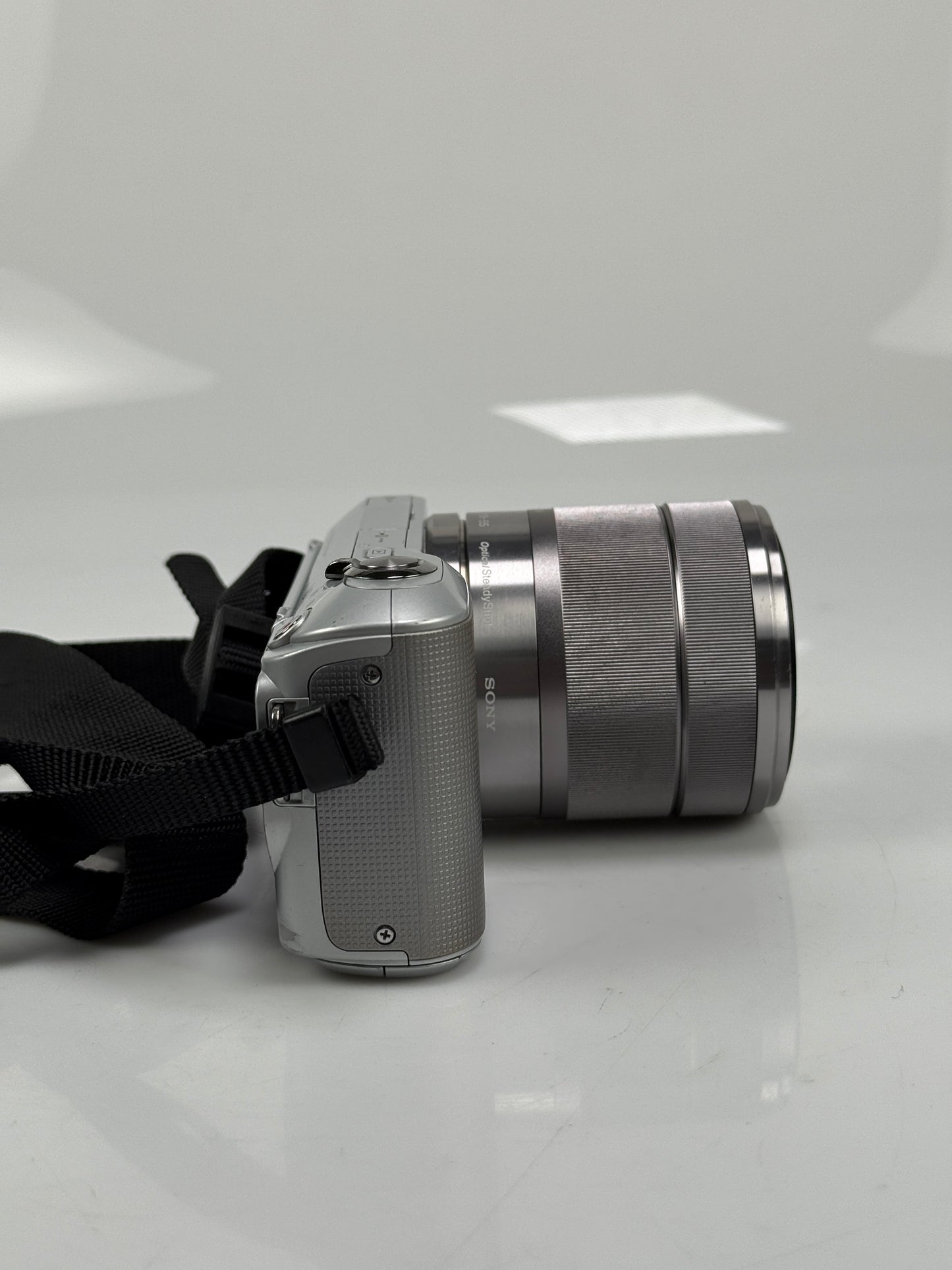 Sony Alpha NEX-3 14.2MP Digital Camera - Silver with 18-55mm OSS lens