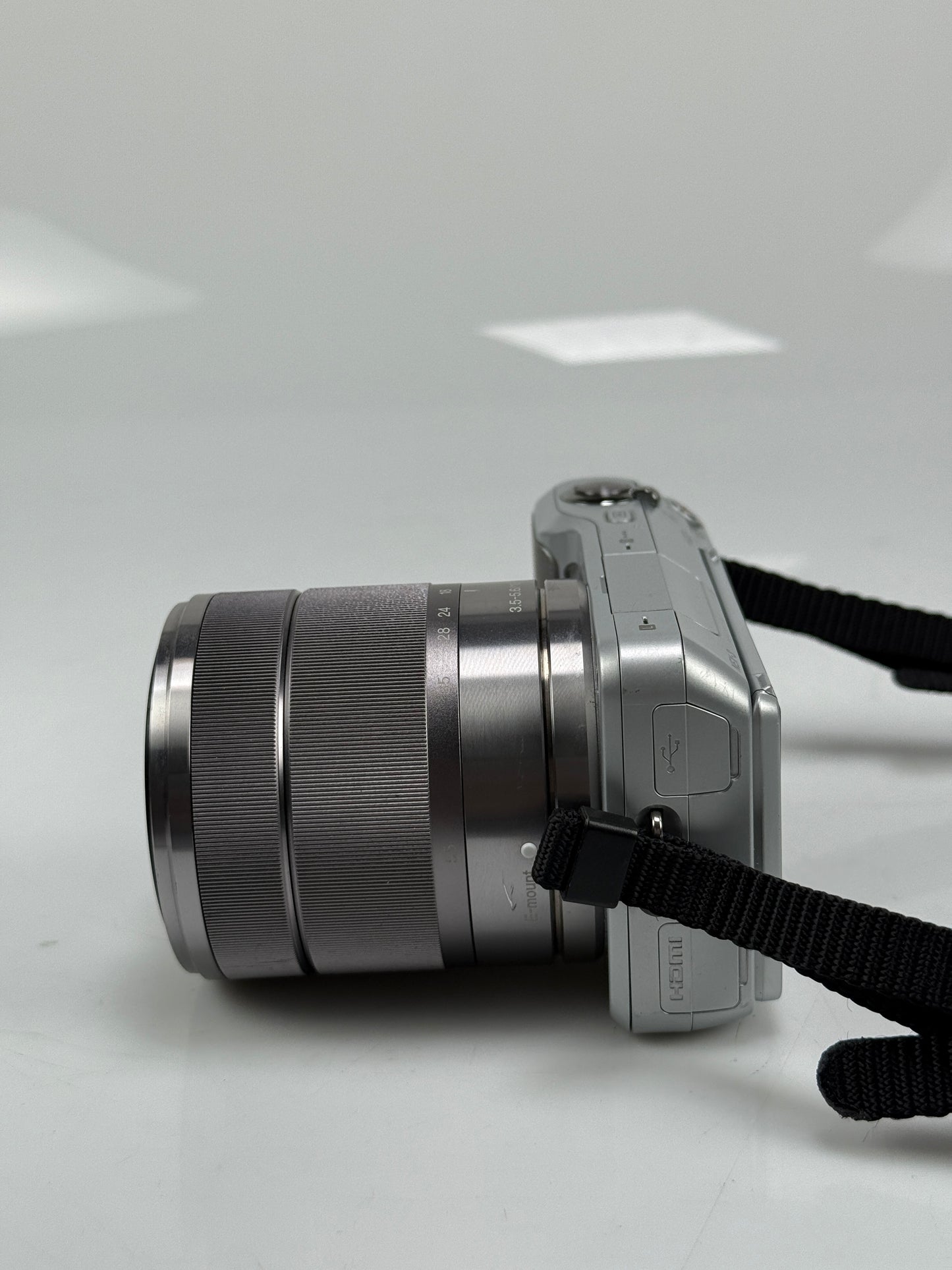 Sony Alpha NEX-3 14.2MP Digital Camera - Silver with 18-55mm OSS lens