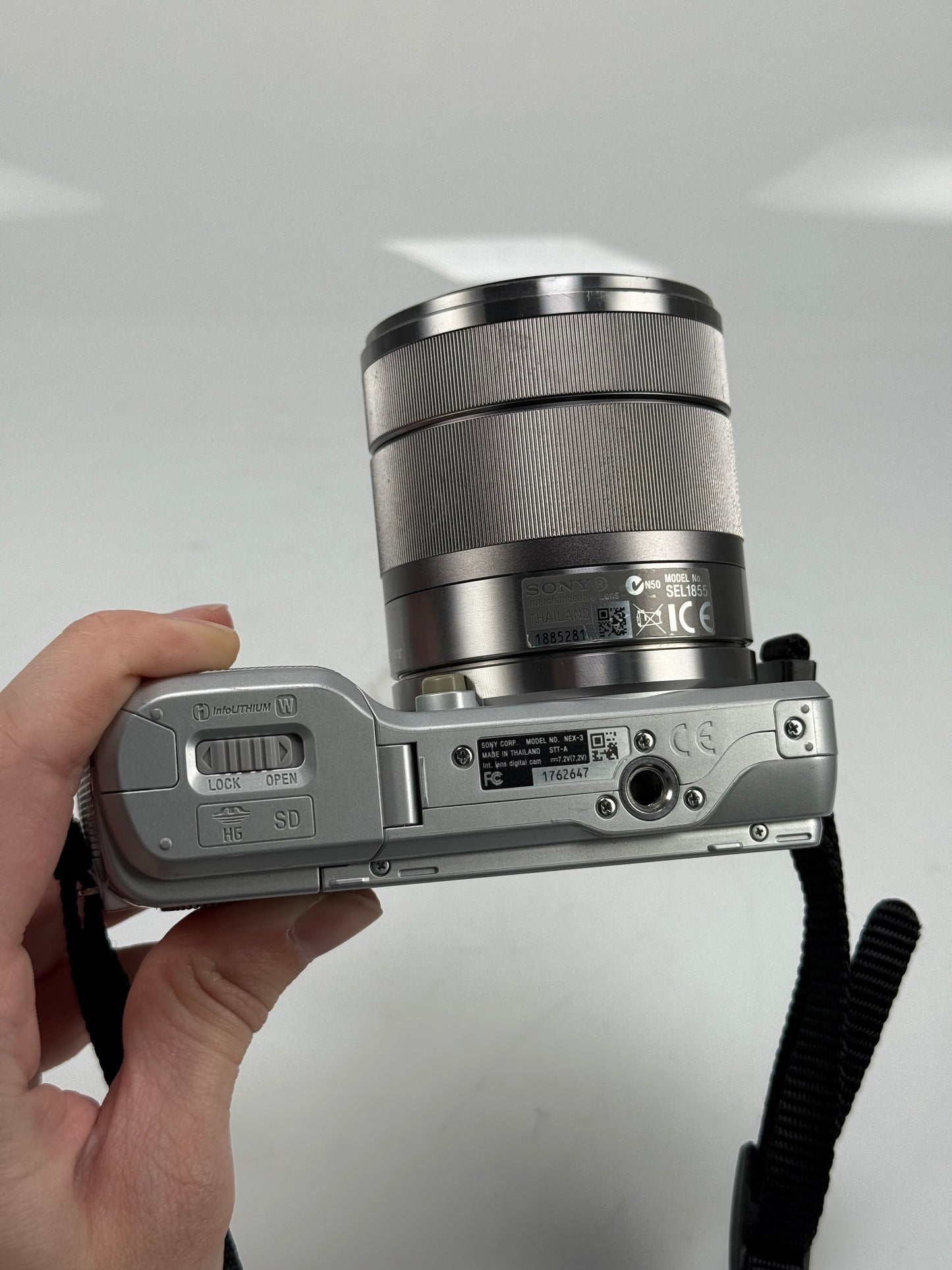 Sony Alpha NEX-3 14.2MP Digital Camera - Silver with 18-55mm OSS lens