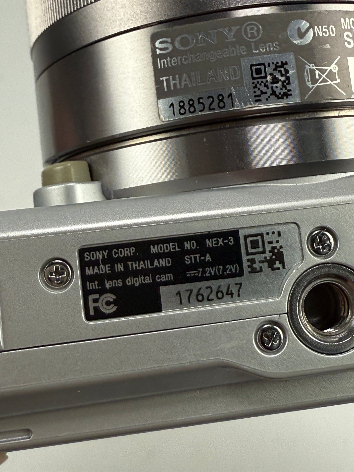 Sony Alpha NEX-3 14.2MP Digital Camera - Silver with 18-55mm OSS lens