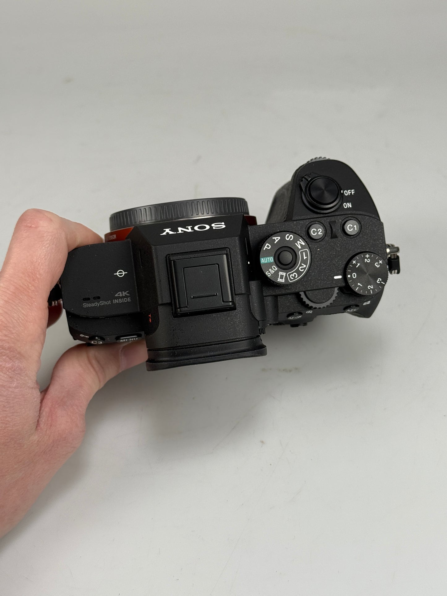 Sony Alpha A7R III A7R3 A7RIII 42.4MP Mirrorless Digital Camera