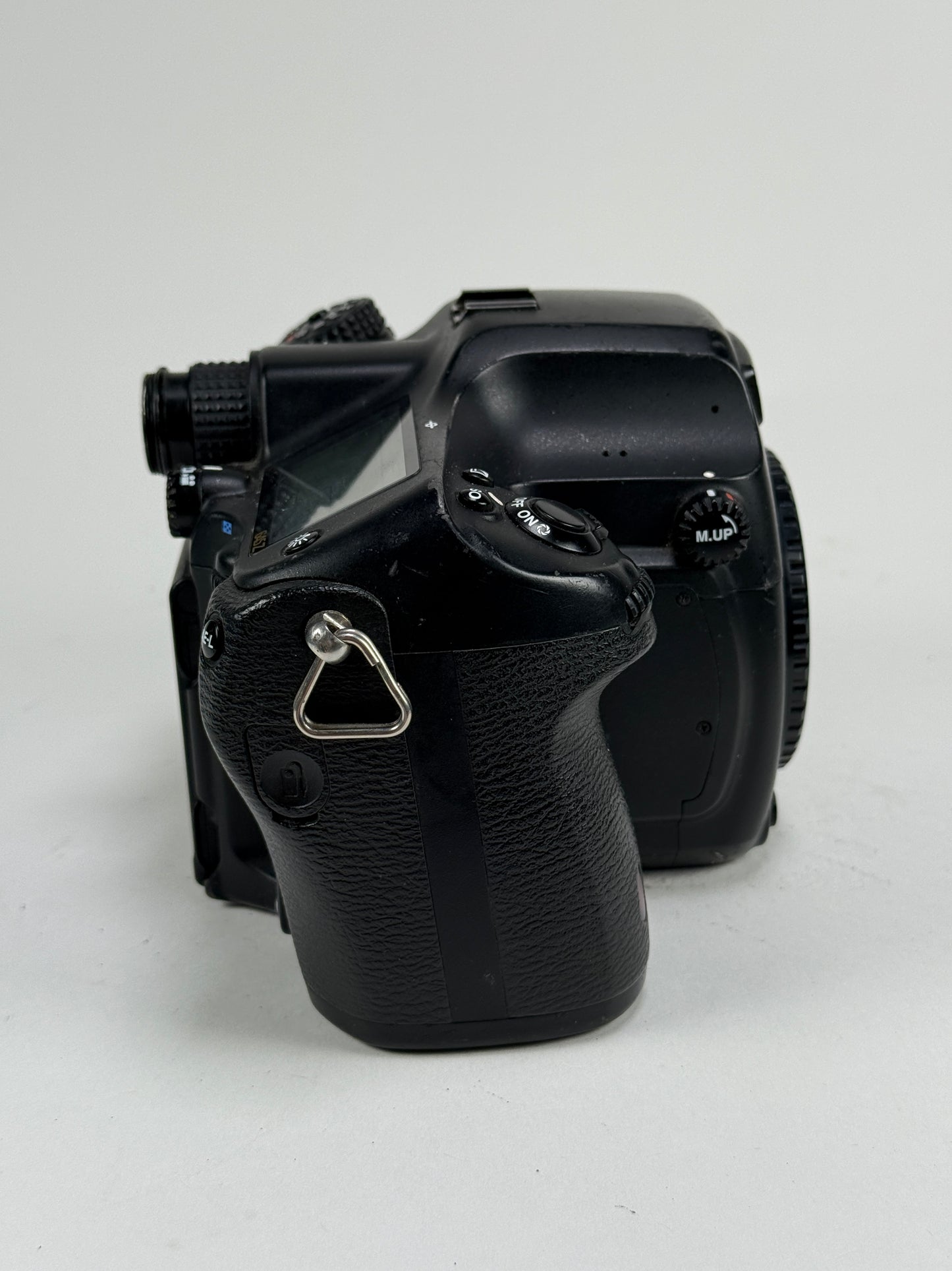 Pentax 645Z Medium Format 51.4MP DSLR Camera Body