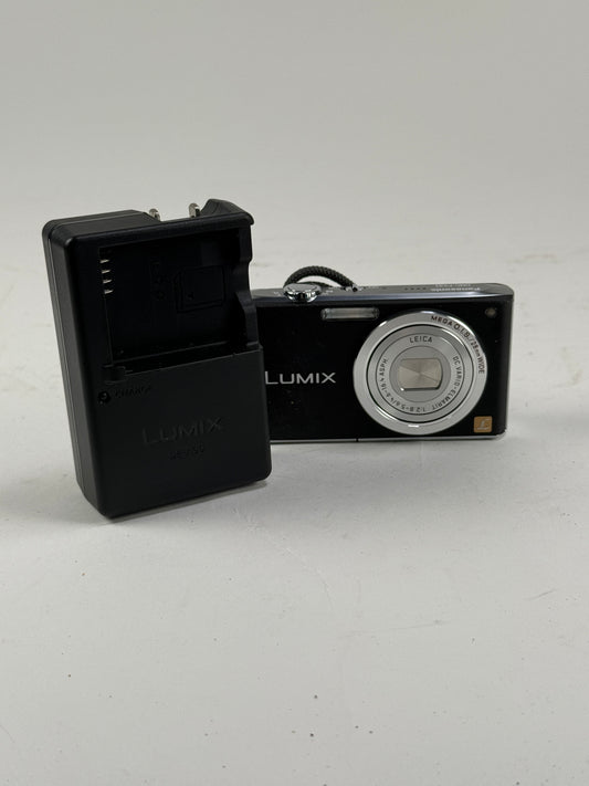 Panasonic Lumix DMC-FX33 White 8.1MP Compact Digital Camera Leica Zoom CCD