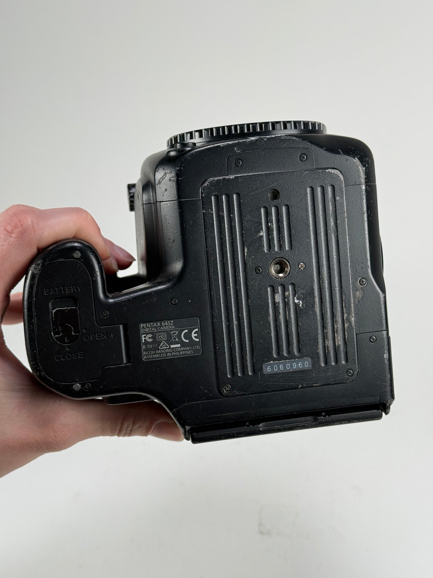 Pentax 645Z Medium Format 51.4MP DSLR Camera Body