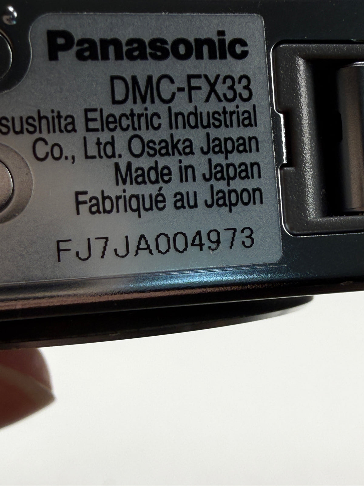 Panasonic Lumix DMC-FX33 White 8.1MP Compact Digital Camera Leica Zoom CCD
