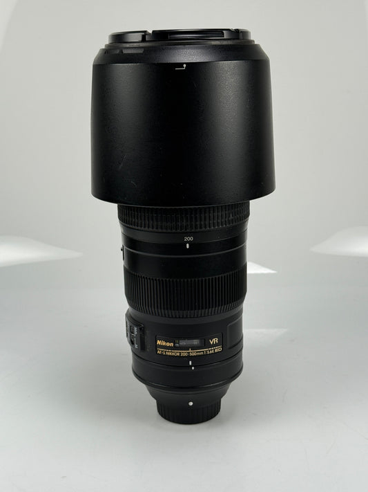 Nikon AF-S 200-500mm f5.6 E ED VR Lens + Hood