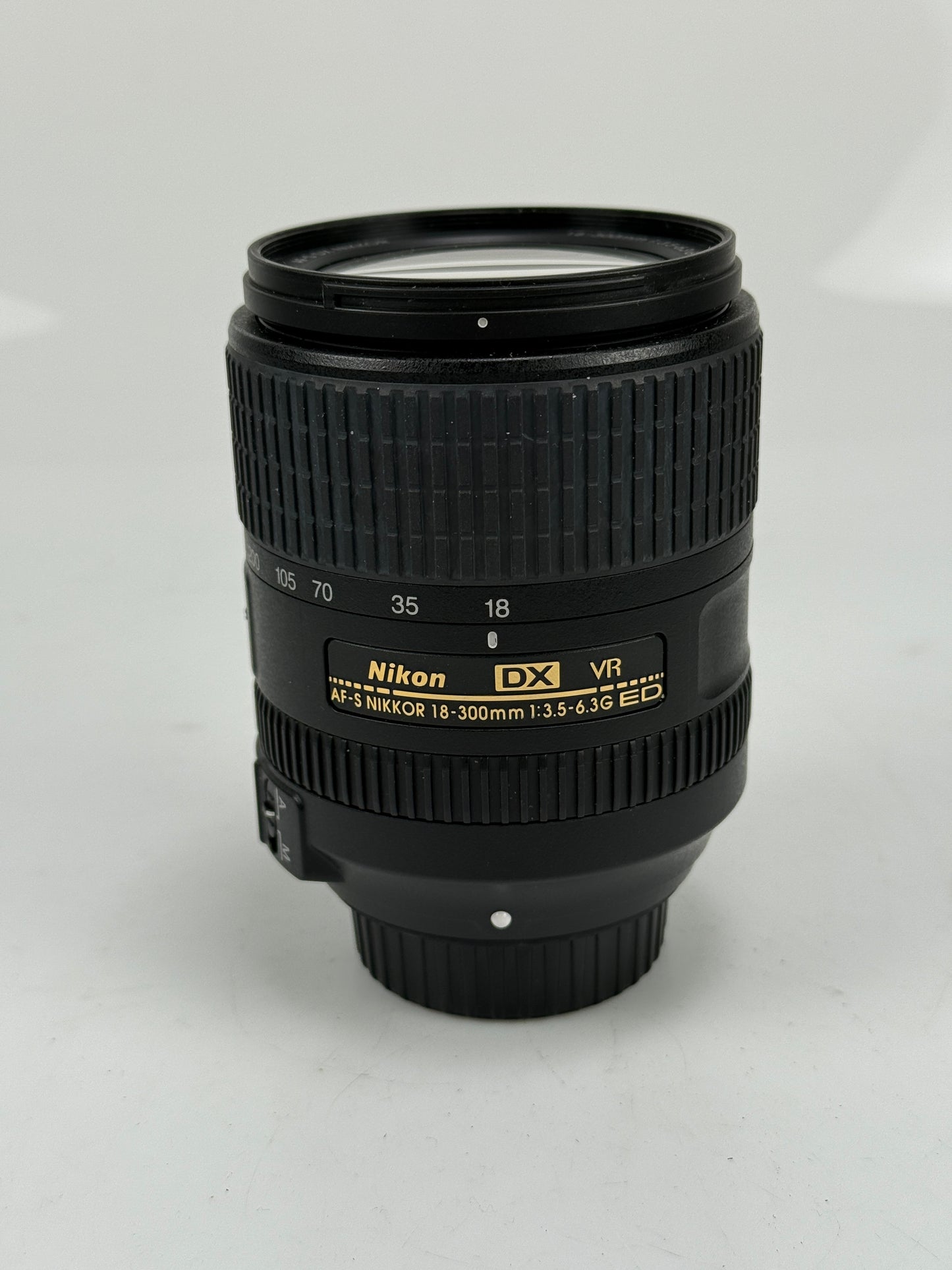 Nikon AF-S 18-300mm f3.5-6.3 ED DX G VR Wide Angle Telephoto Zoom Lens