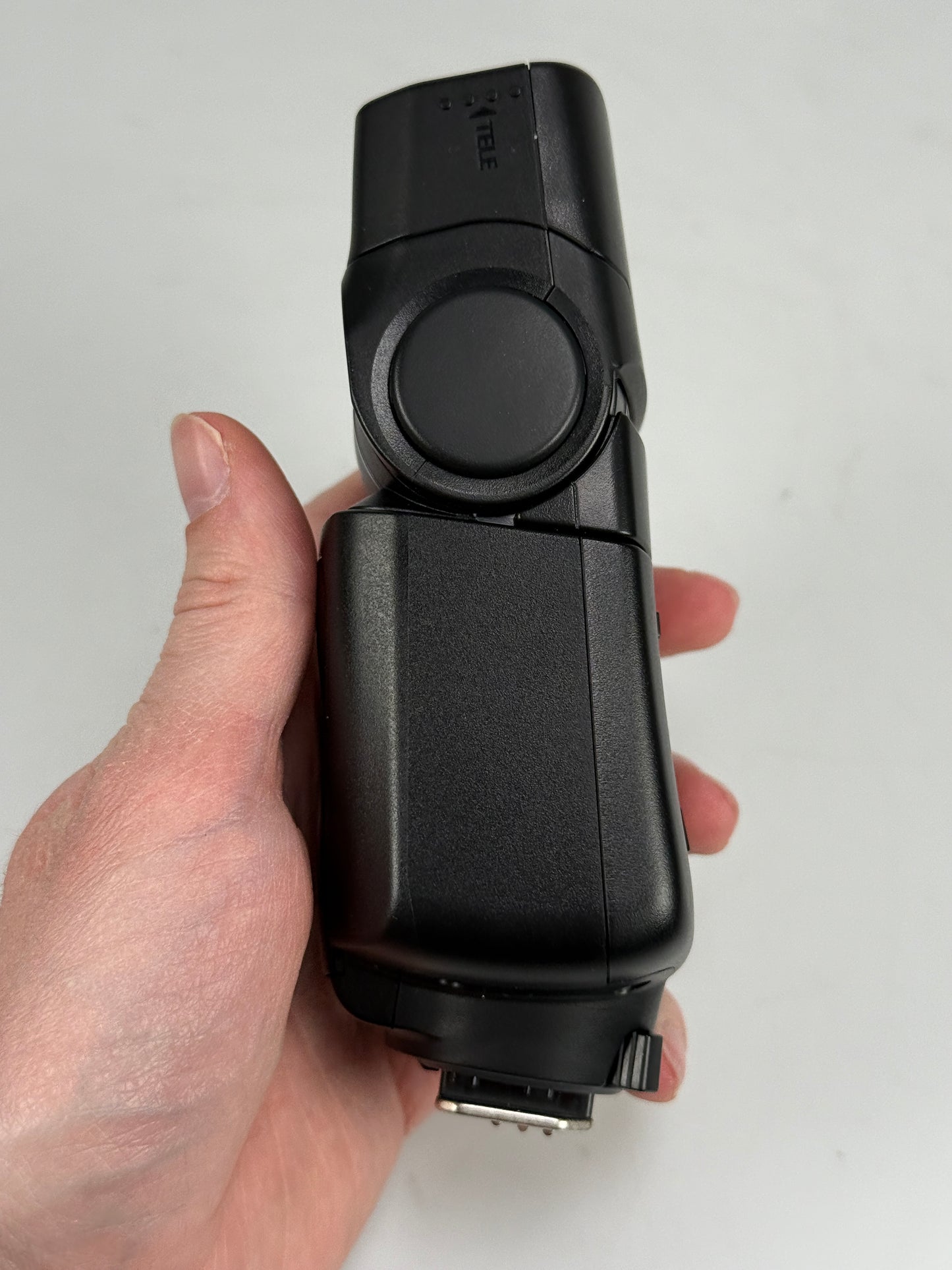 Canon Speedlite 320EX Shoe Mount Speedlight Flash