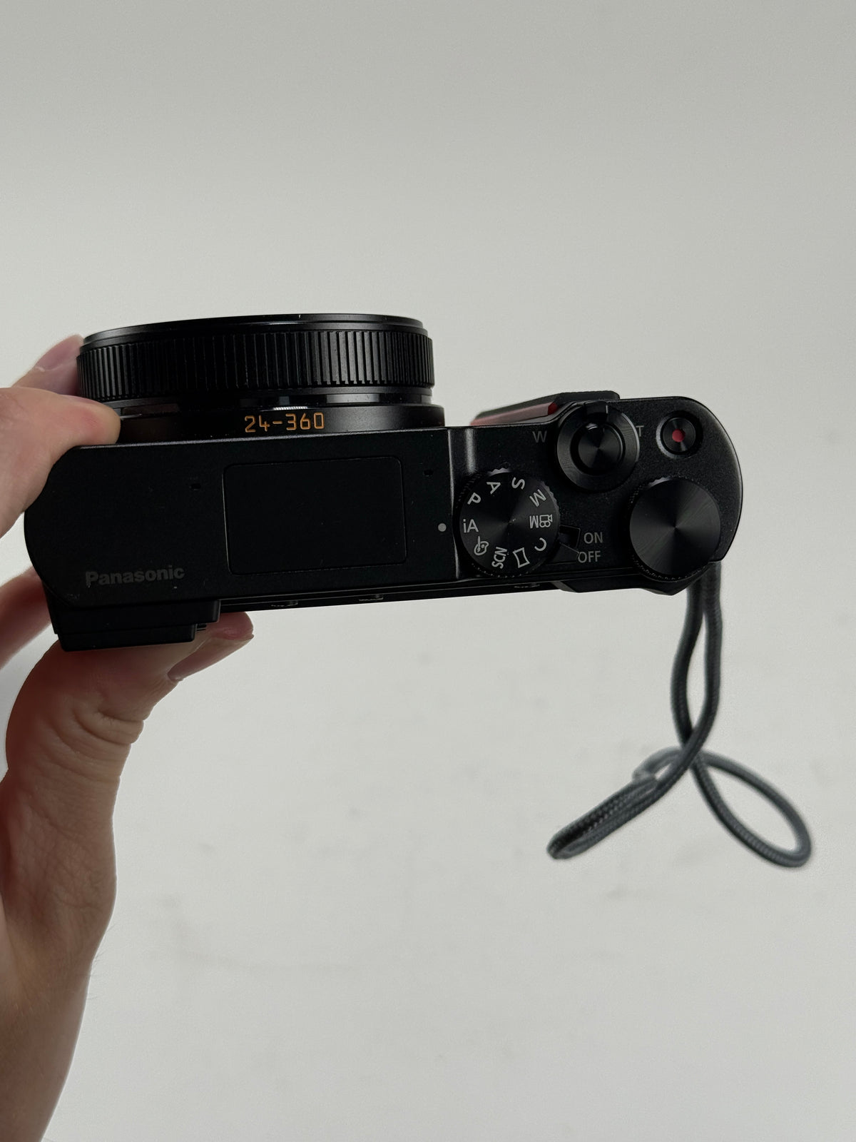 Panasonic Lumix DC-ZS200 Digital Camera Black 4K 20.1MP Leica Lens