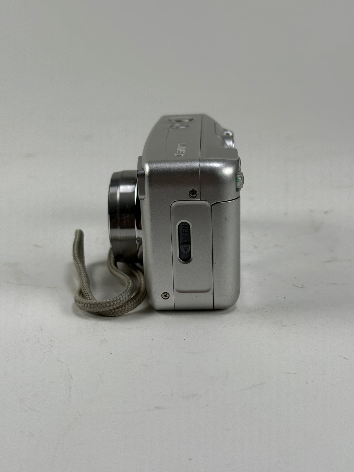 Canon Sure Shot Z180u Date 35mm Film Point and Shoot Camera