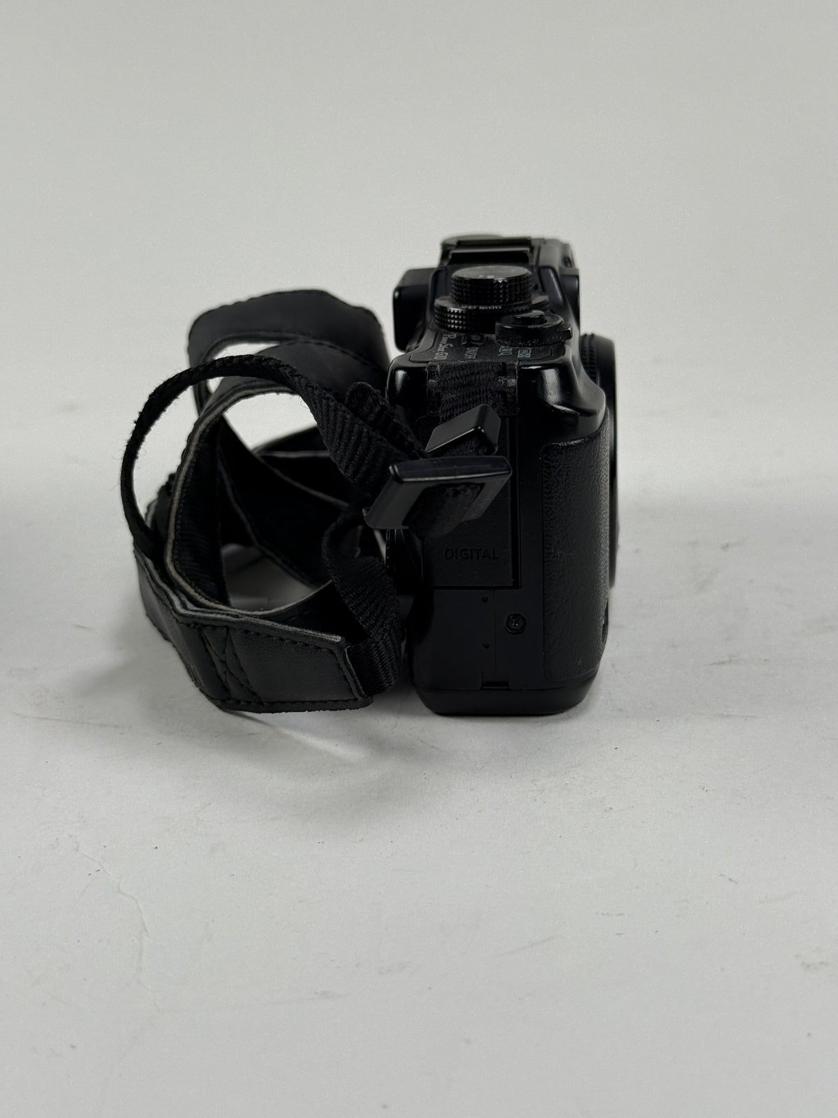 Canon PowerShot G10 14.7MP Compact Digital Camera