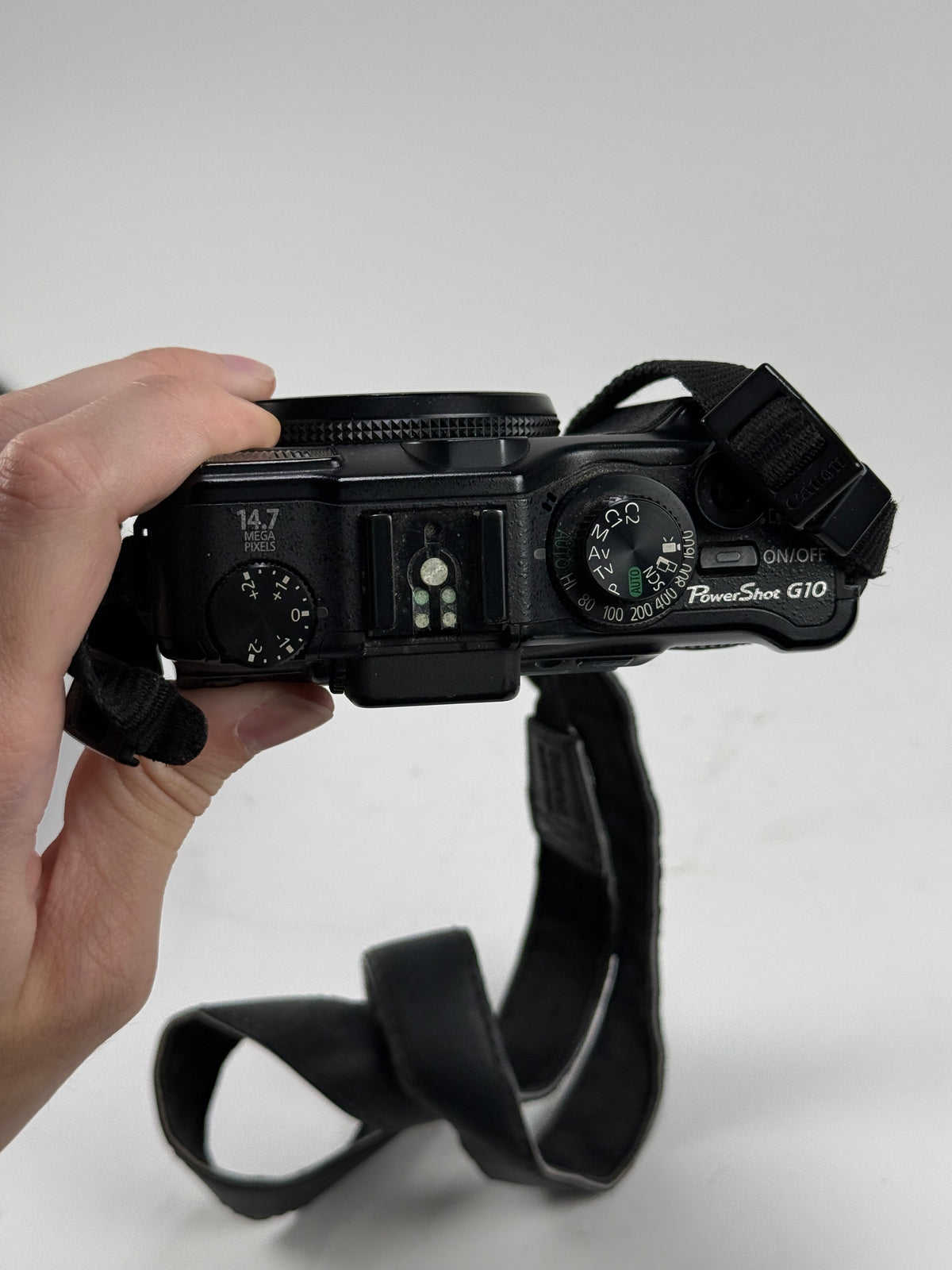 Canon PowerShot G10 14.7MP Compact Digital Camera
