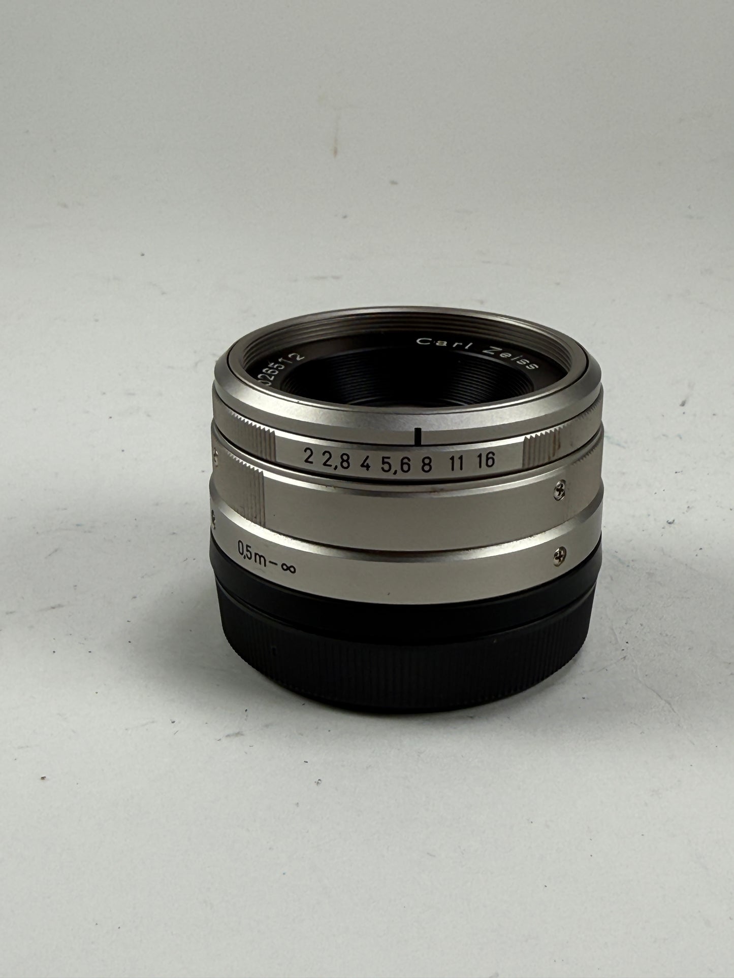 Contax Carl Zeiss Planar T* 35mm f2 AF Lens For G1 G2